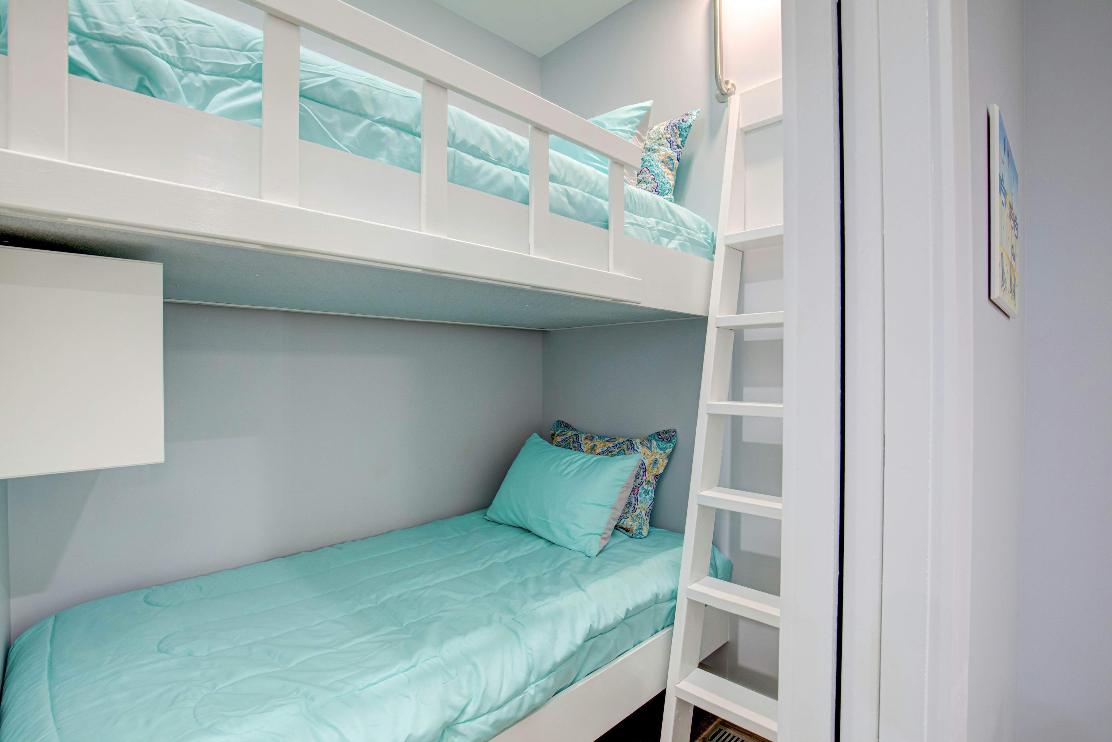 NTBTV24 Topsail Villa 24