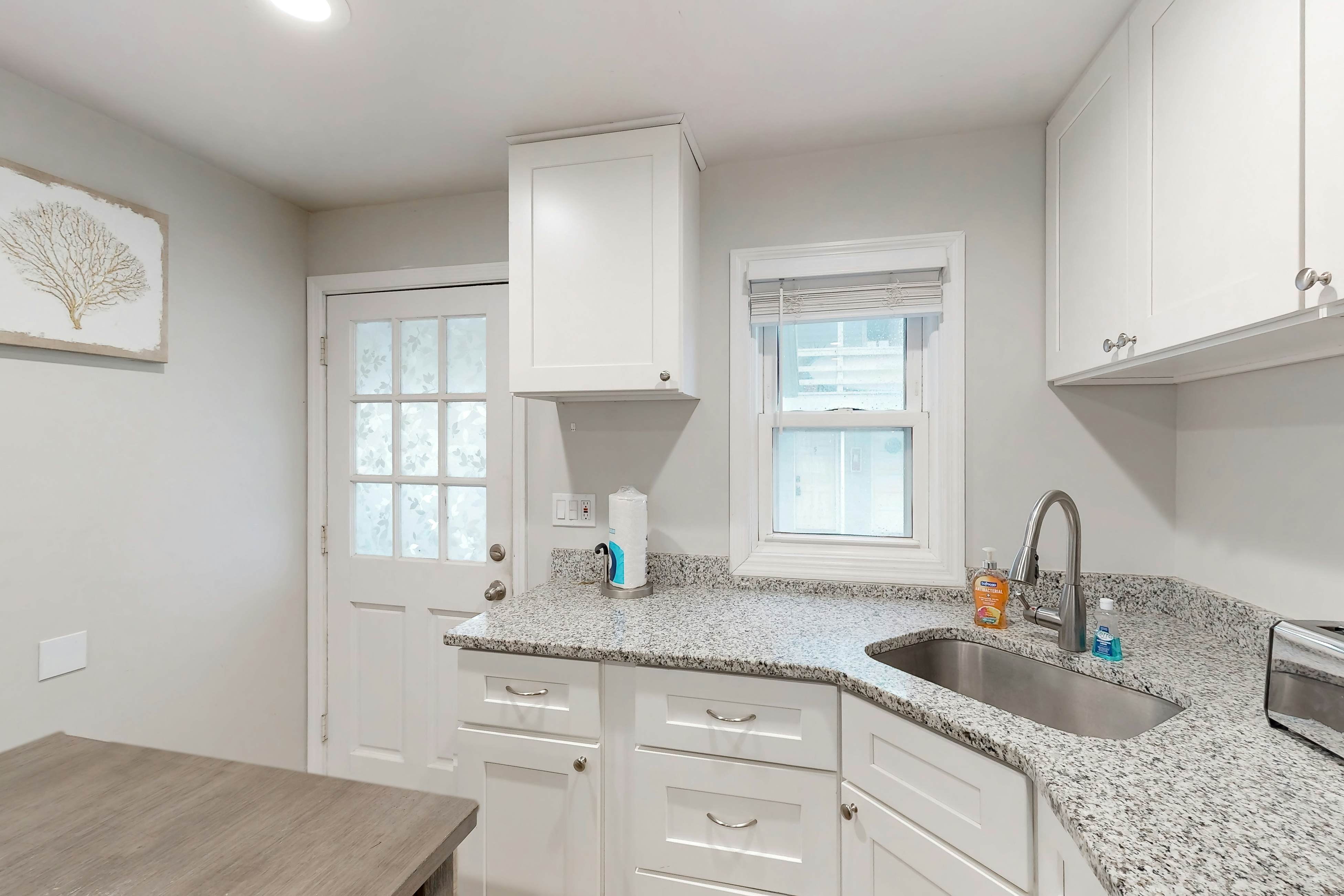 KB15 Pier View Cottage Unit 2