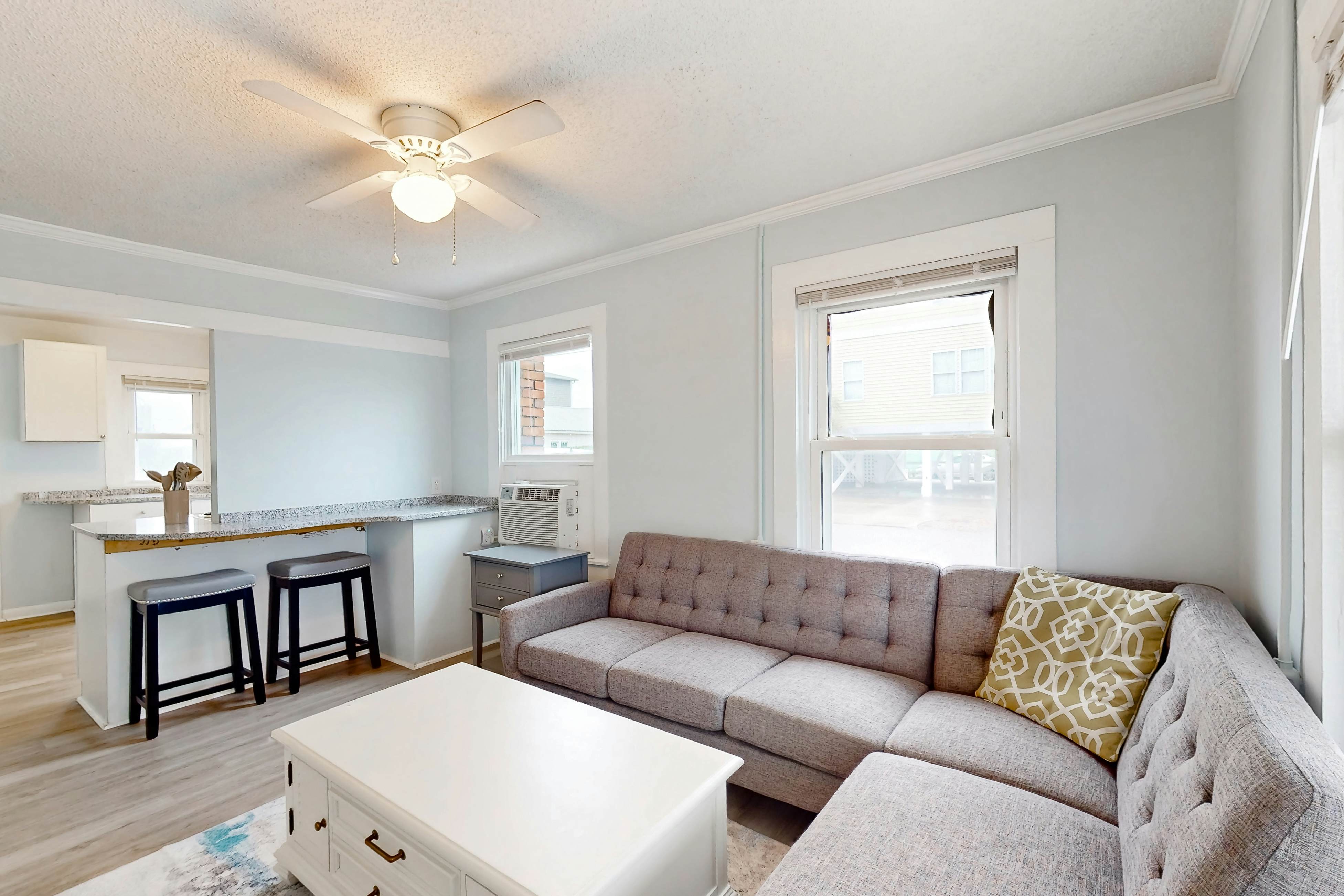 KB16 Pier View Cottage  Unit 3