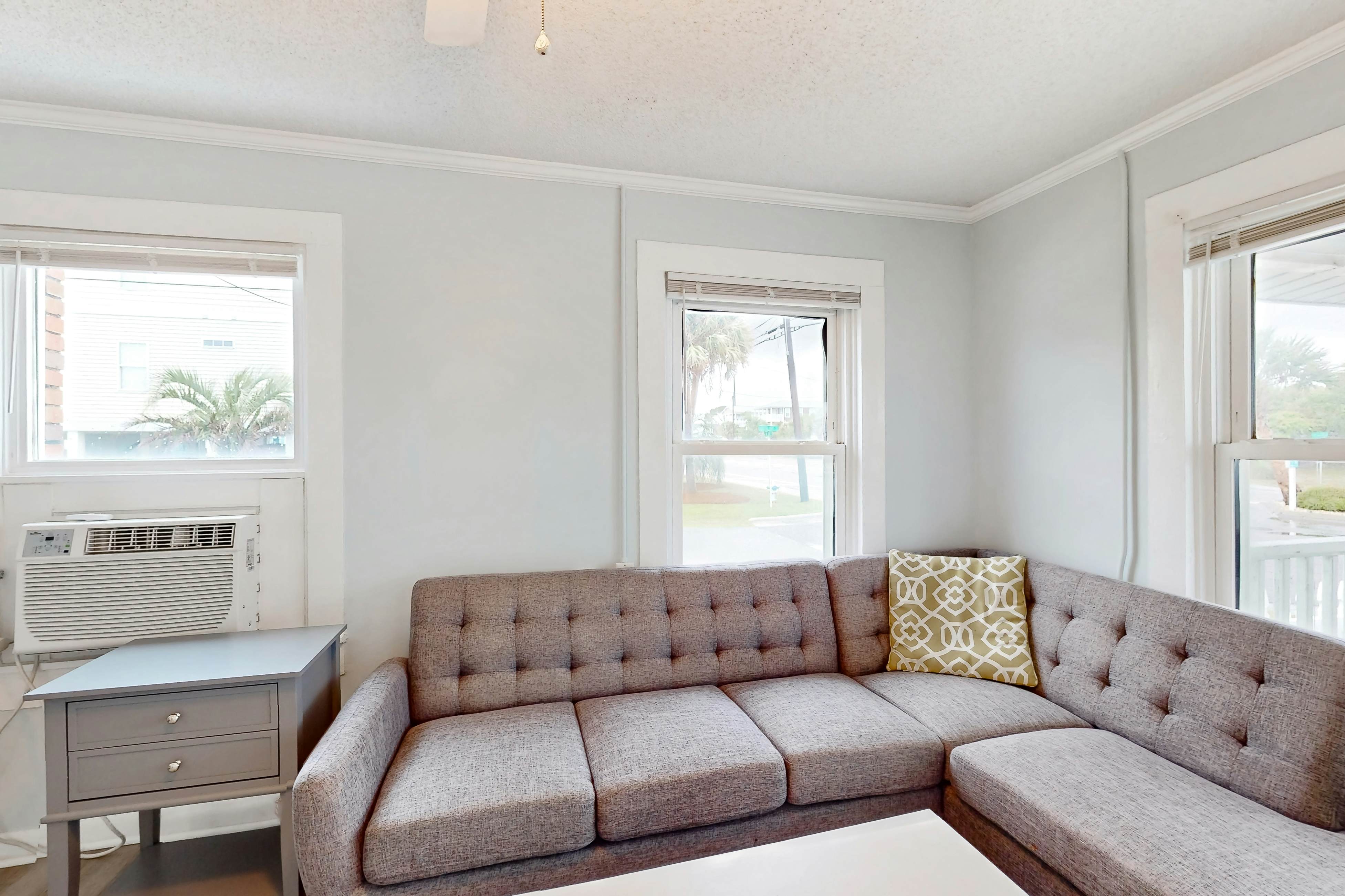 KB16 Pier View Cottage  Unit 3