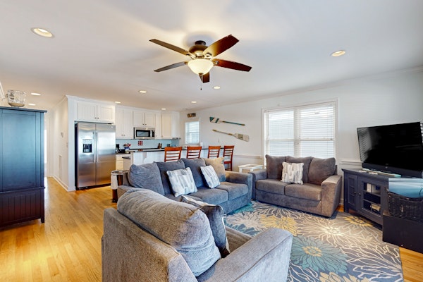 Oceanview Home with private pool and close beach access