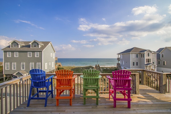 Spacious Beachfront Retreat - Steps to Sand - Family-Friendly - Ocean Views