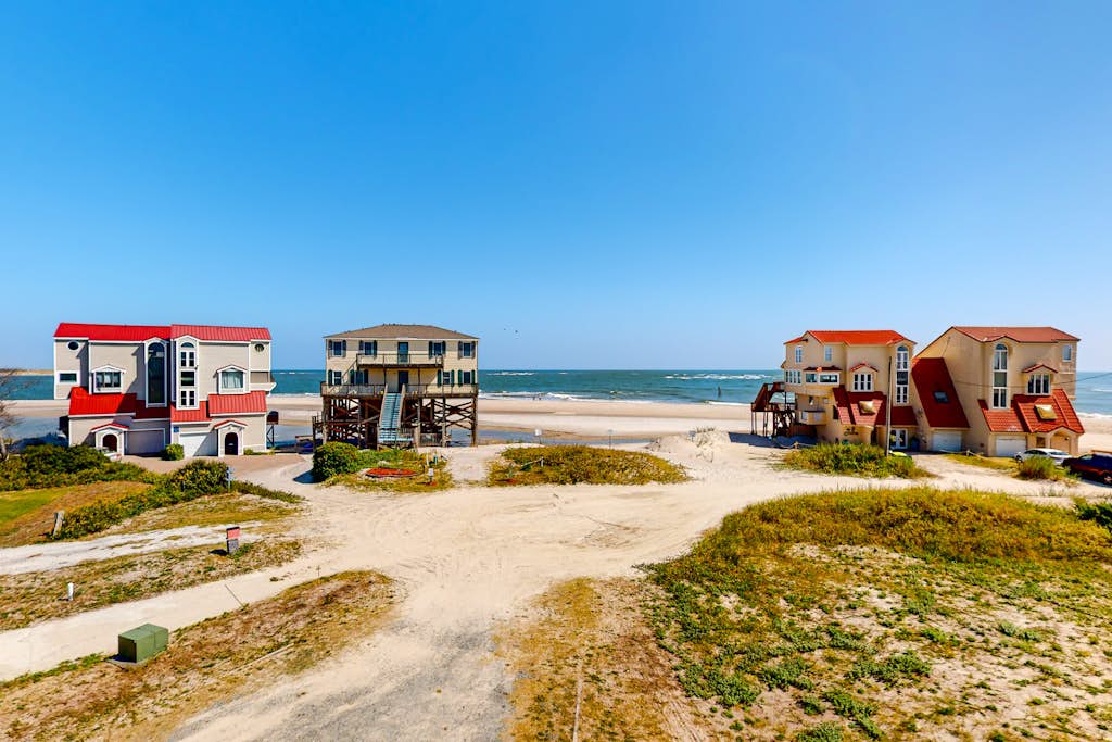 N*N様 レアな商品！Kitty Beach House ファスナー根付マスコッ NTB2381 Life | 6 Bed North Topsail Beach, NC House | Vacasa