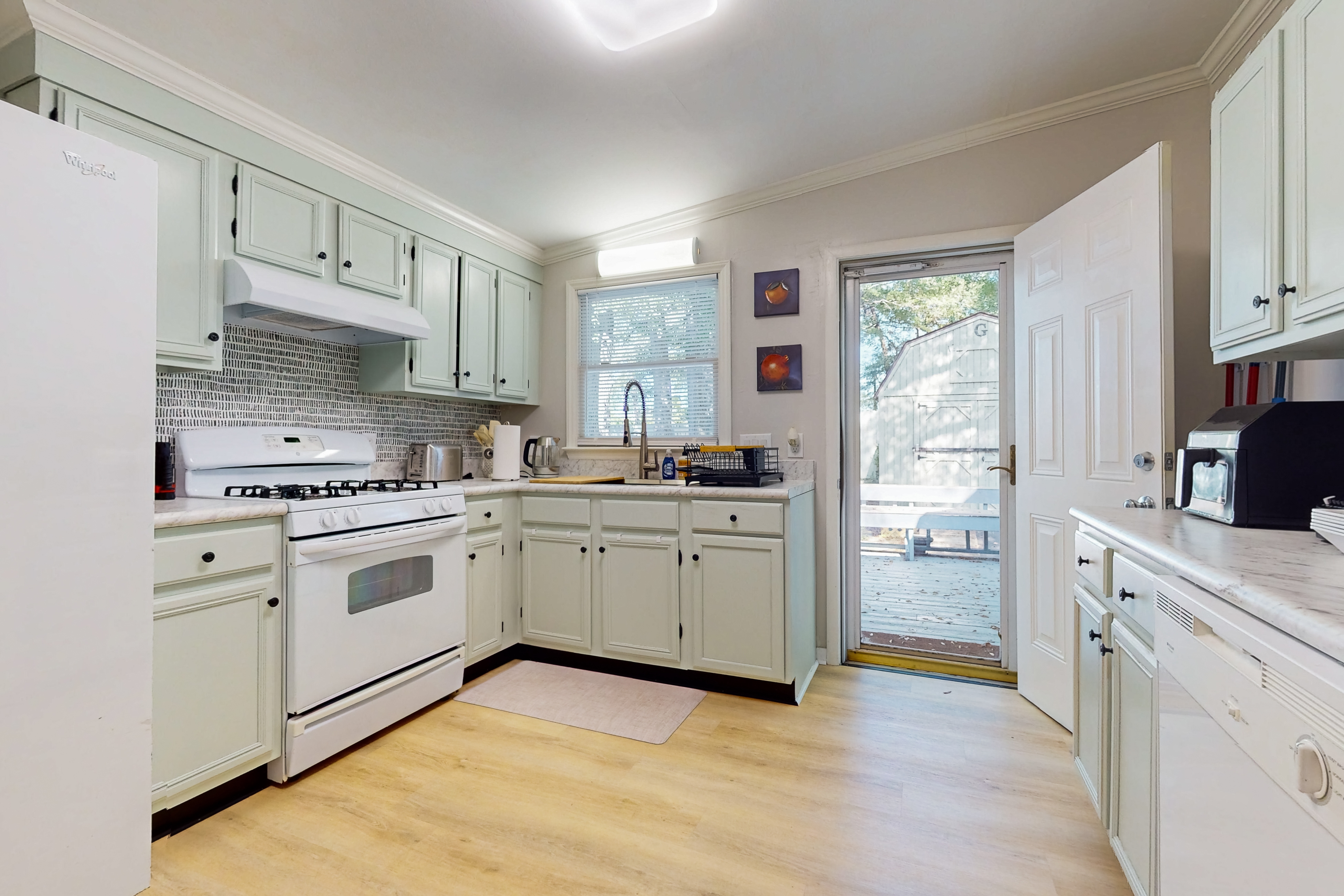 Charming 3BR Home with High Speed internet, Patio and, Gas grill