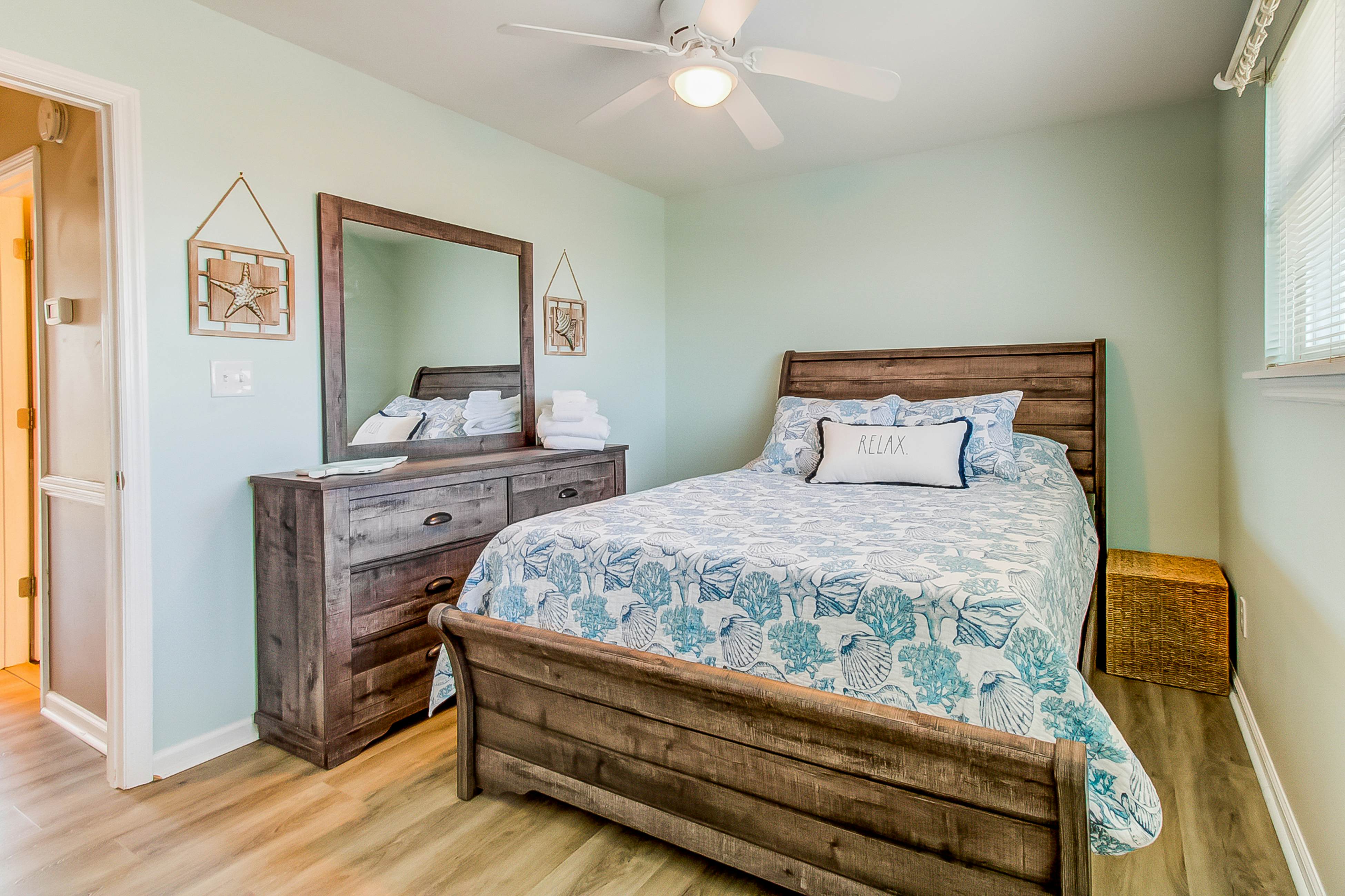 NTB48 The Sleepy Seastar