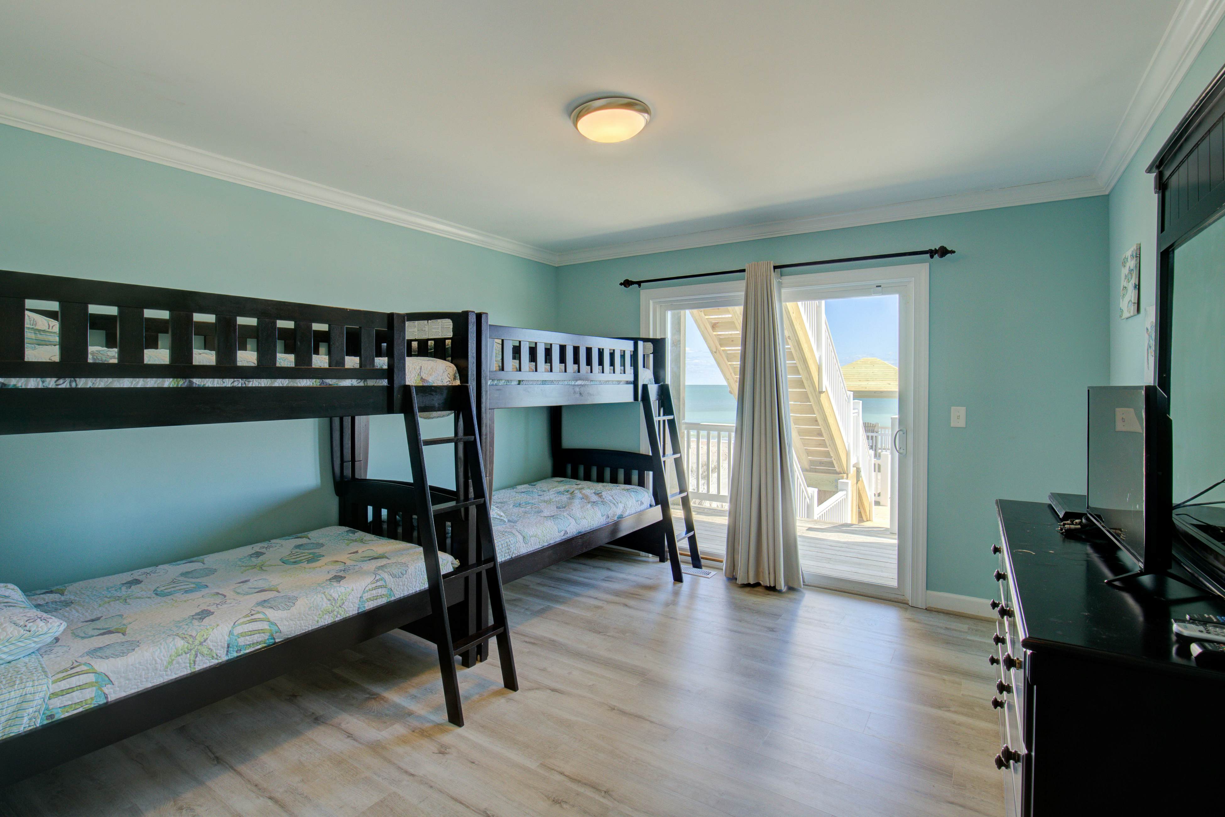 NTB1316 Minty Escape