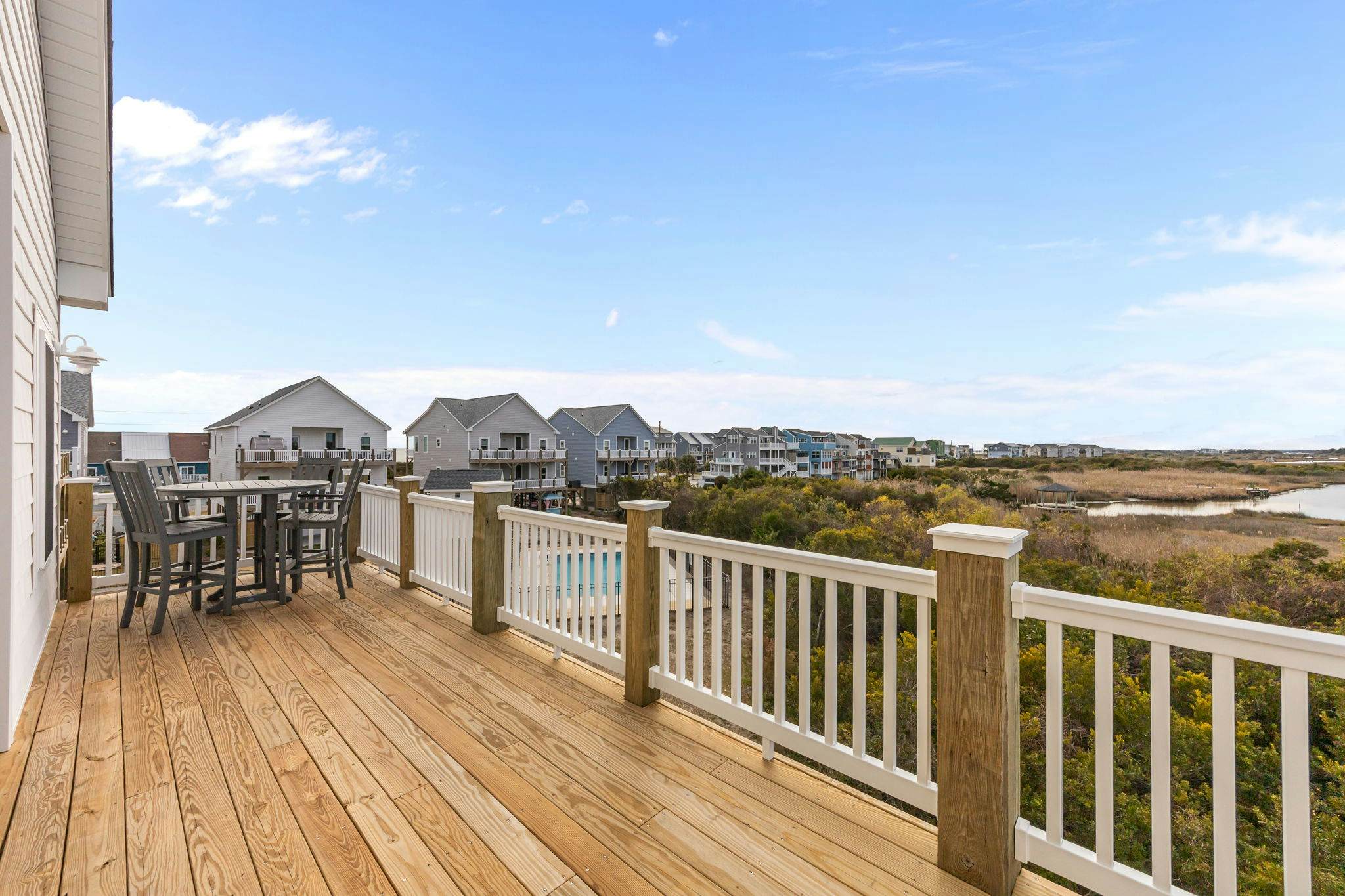 NTB117 Beach Château