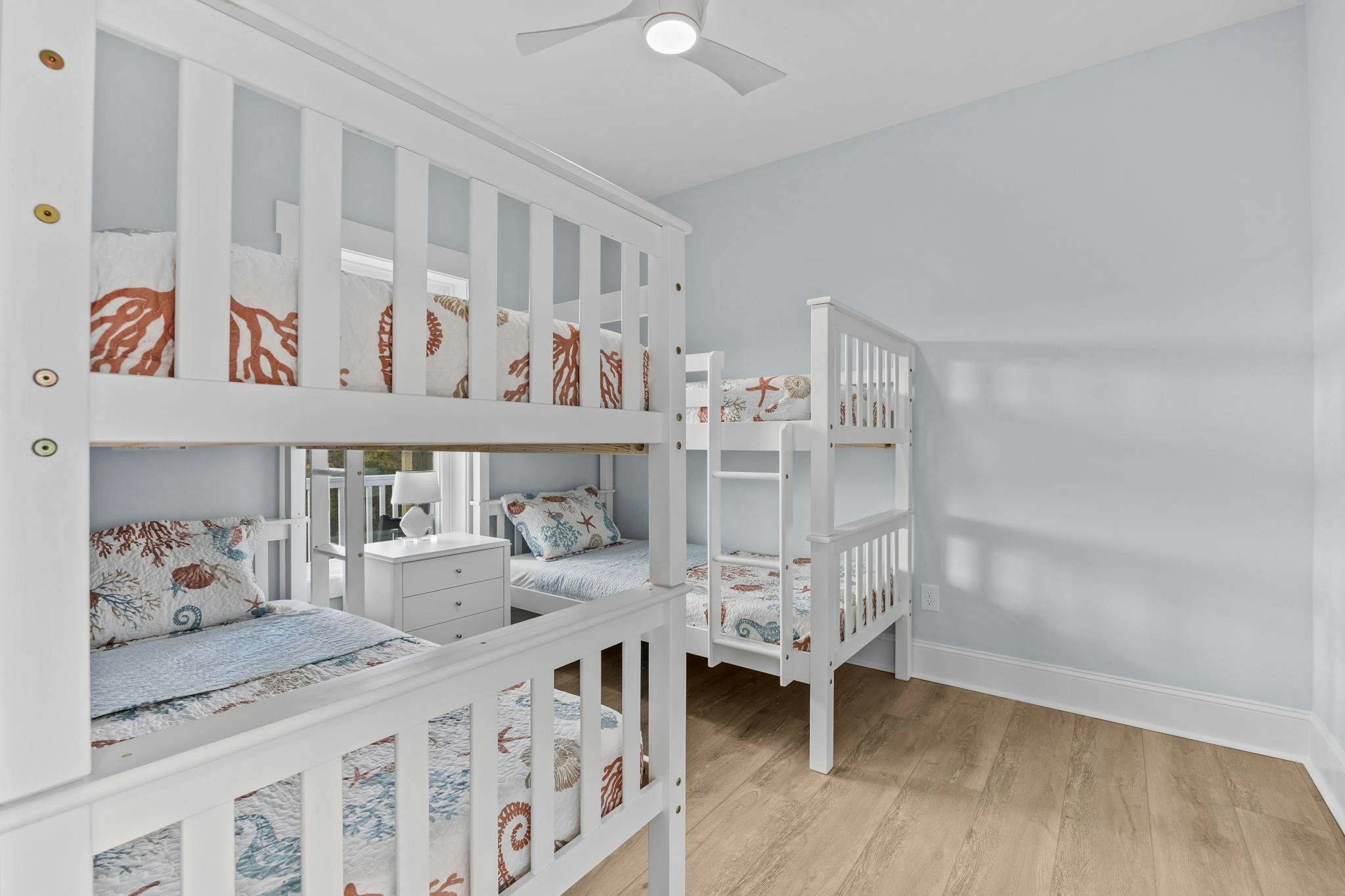 NTB117 Beach Château