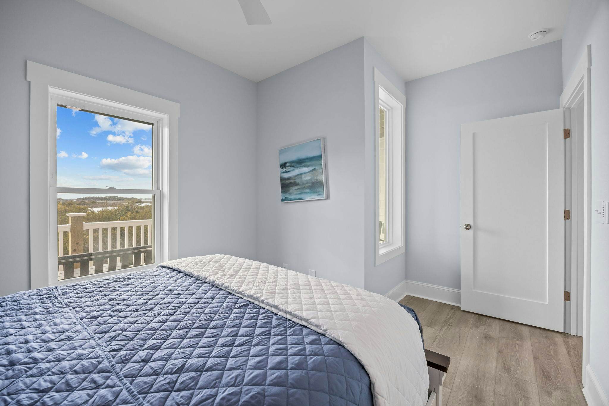 NTB117 Beach Château