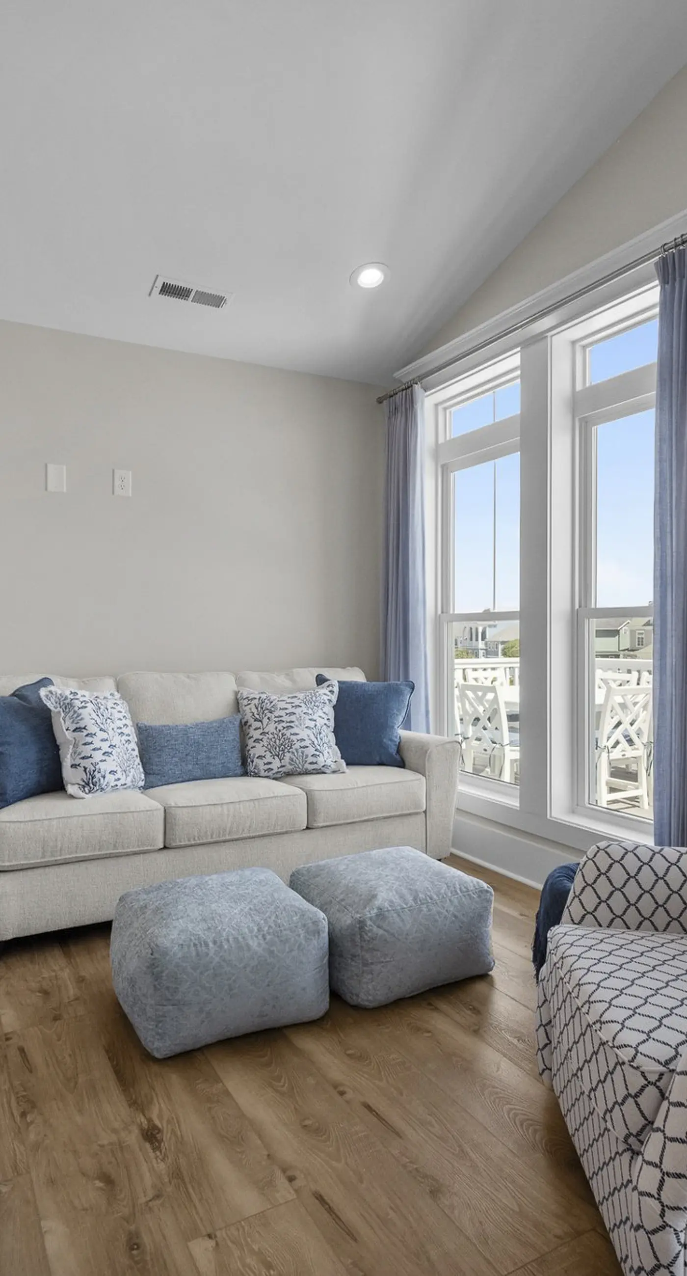 NTB109 Wave Château