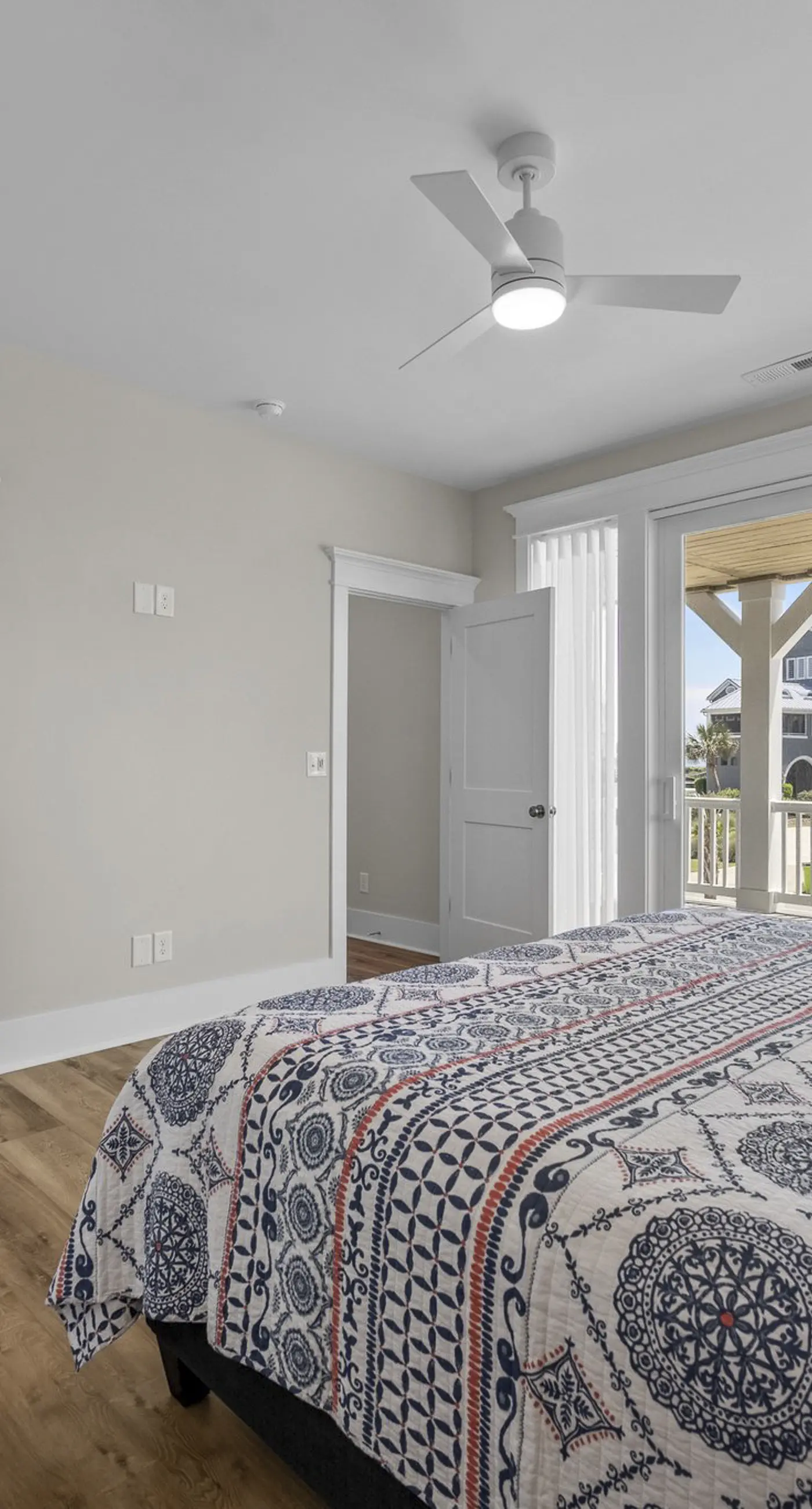 NTB109 Wave Château