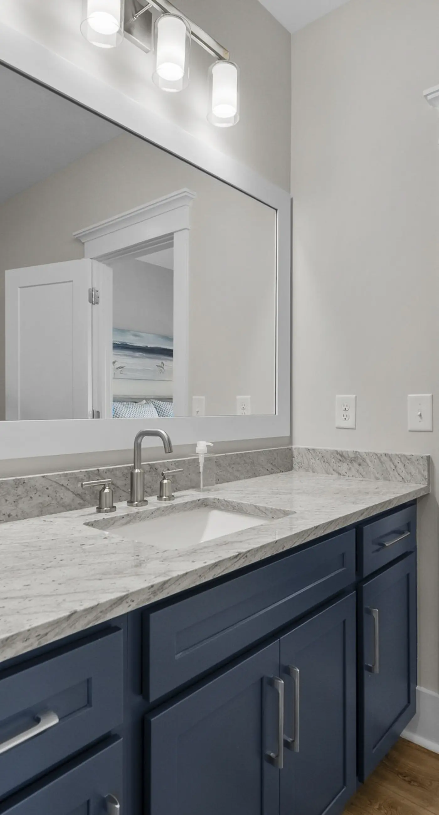 NTB109 Wave Château