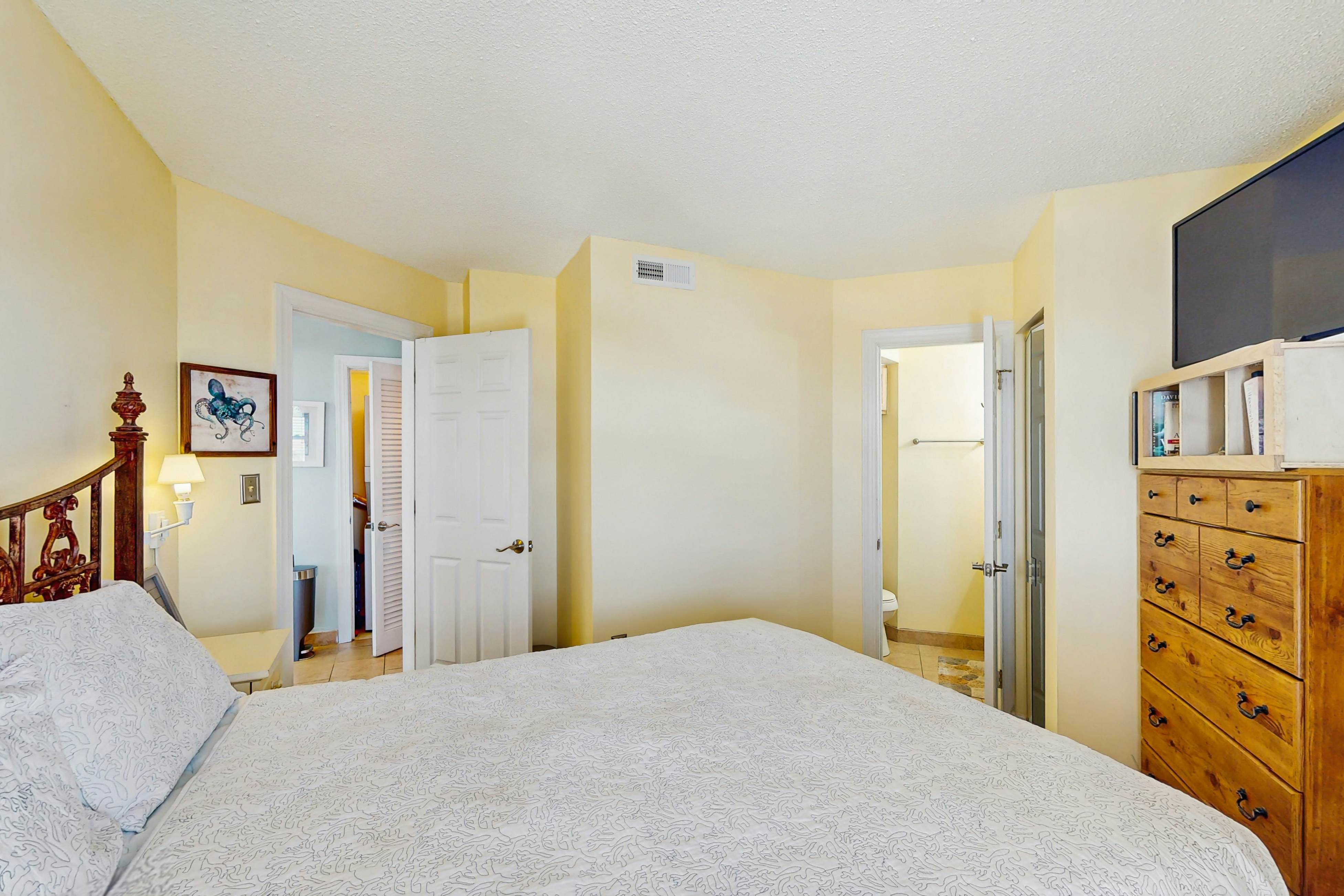 NTBSR2514 St Regis Condo Unit 2514