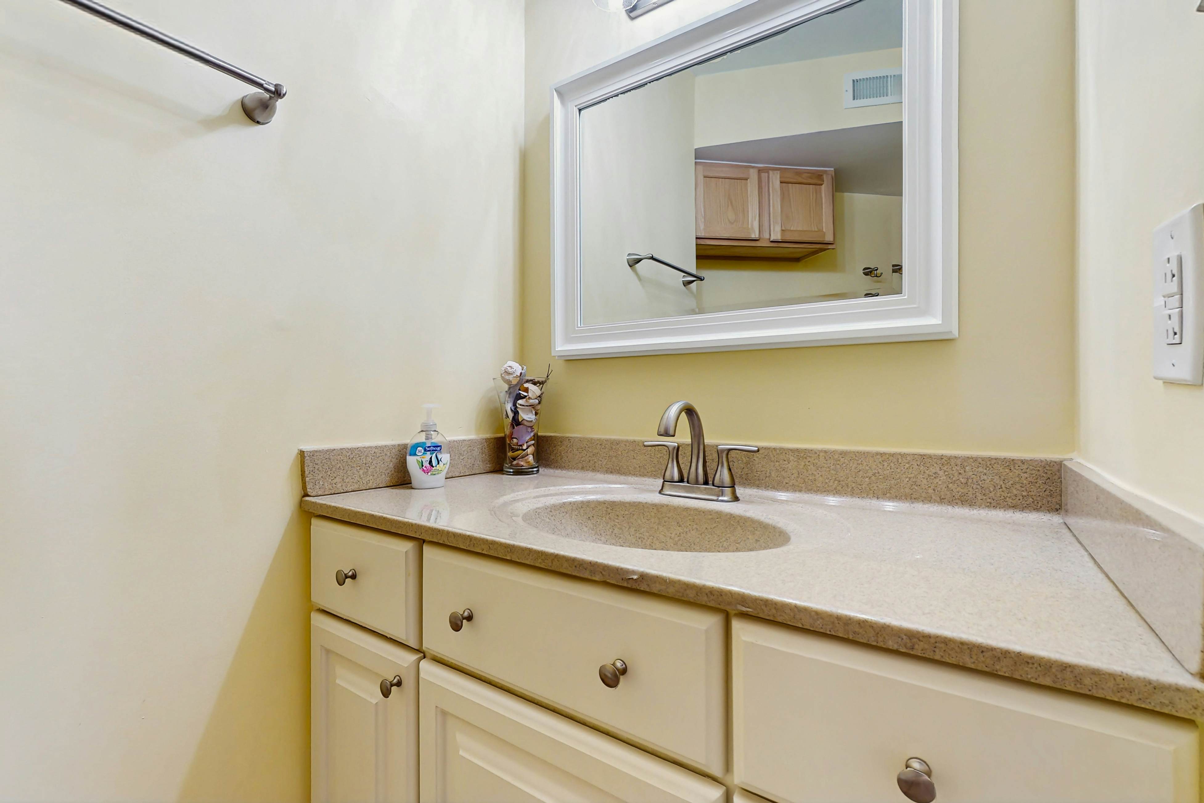 NTBSR2514 St Regis Condo Unit 2514