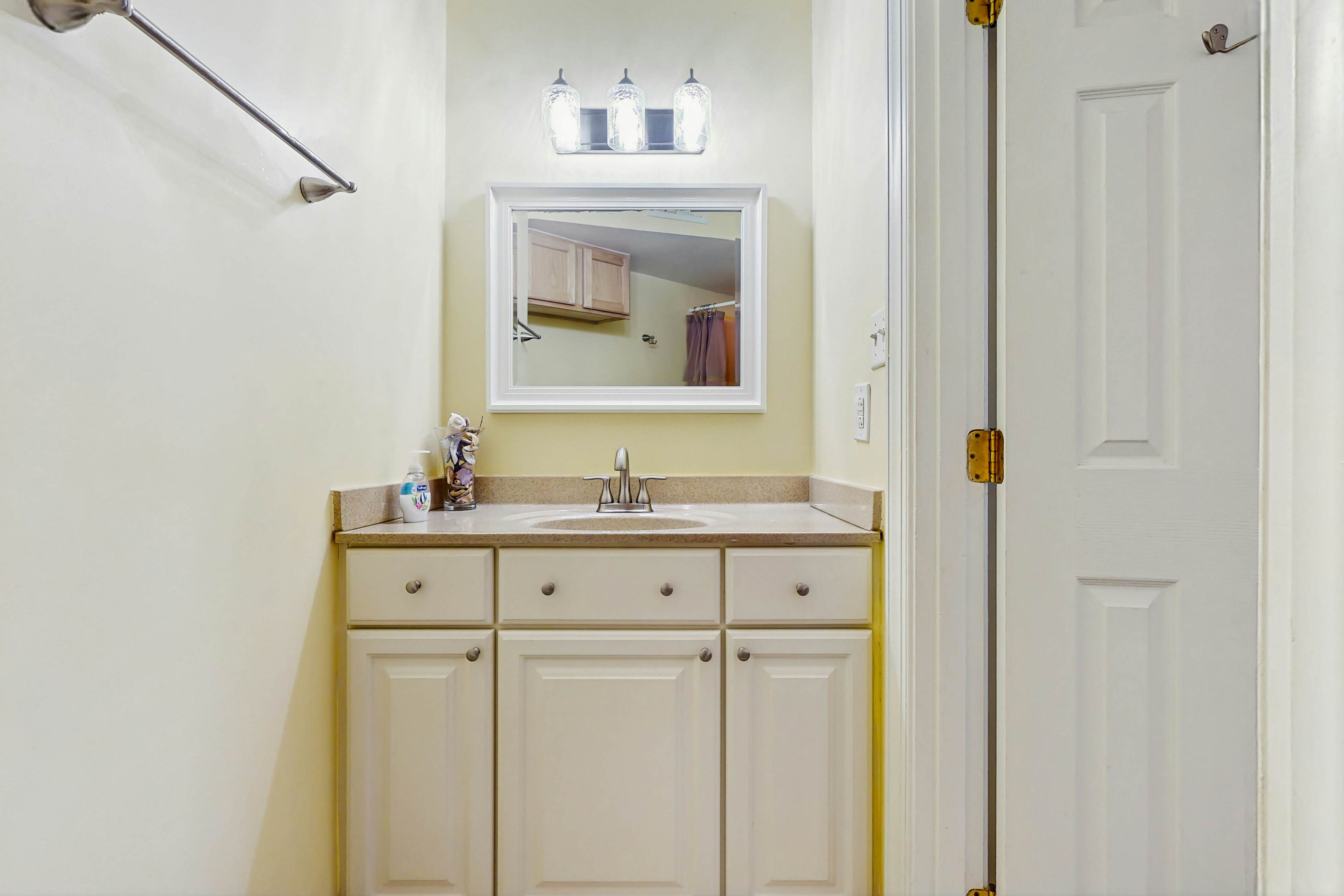 NTBSR2514 St Regis Condo Unit 2514