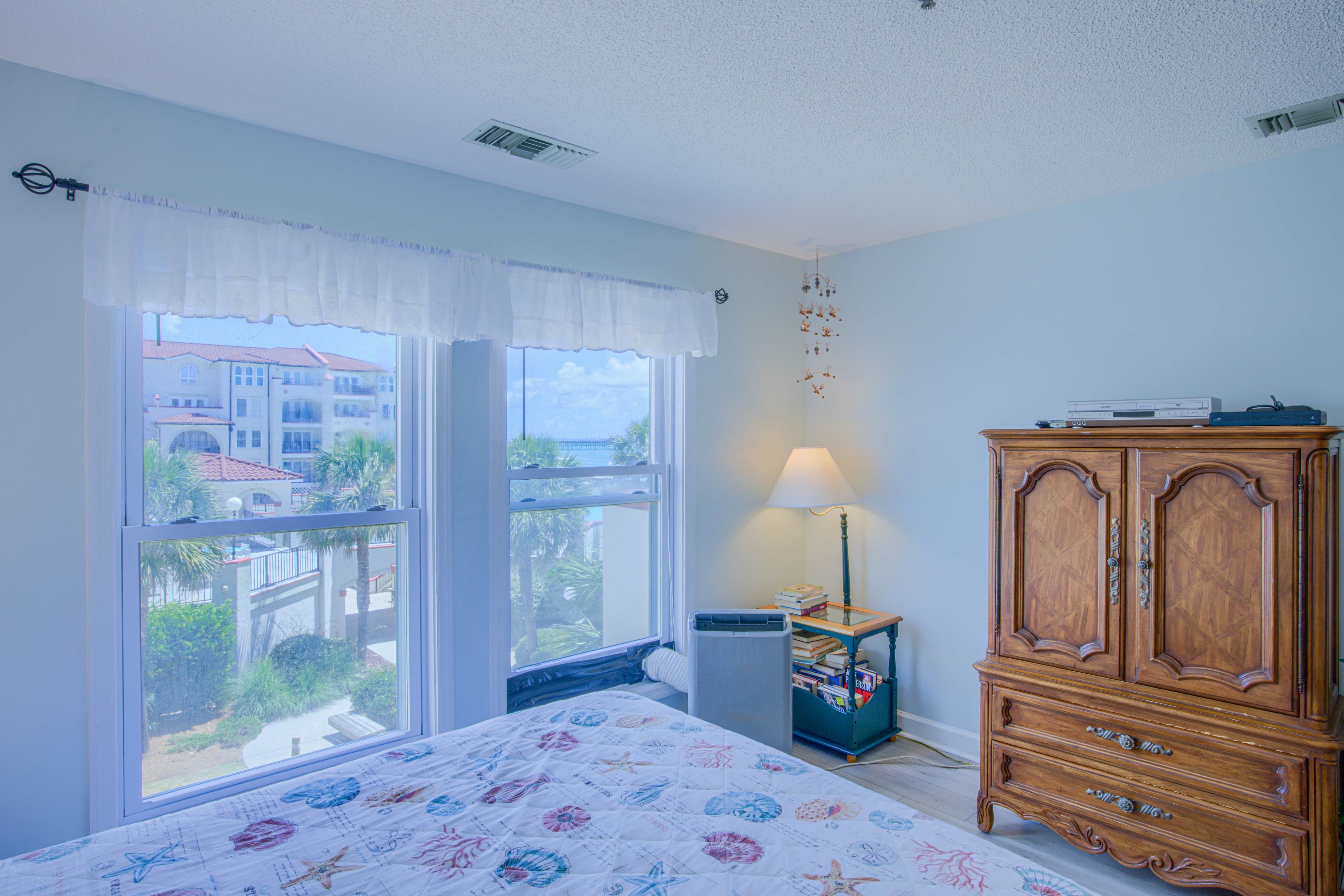 NTBVC208A Villa Capriani 208-A