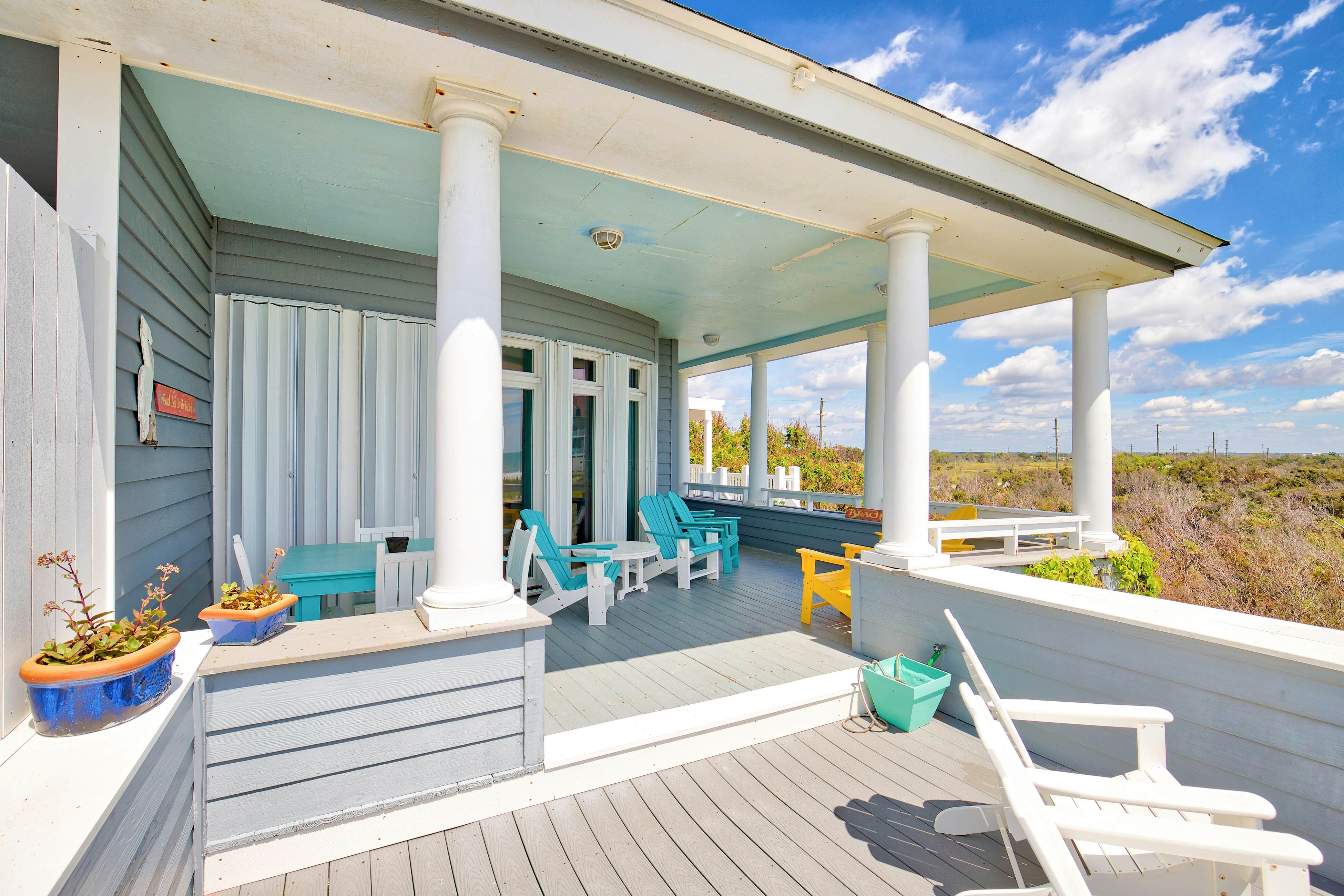 NTBHC421 Another Day in Paradise