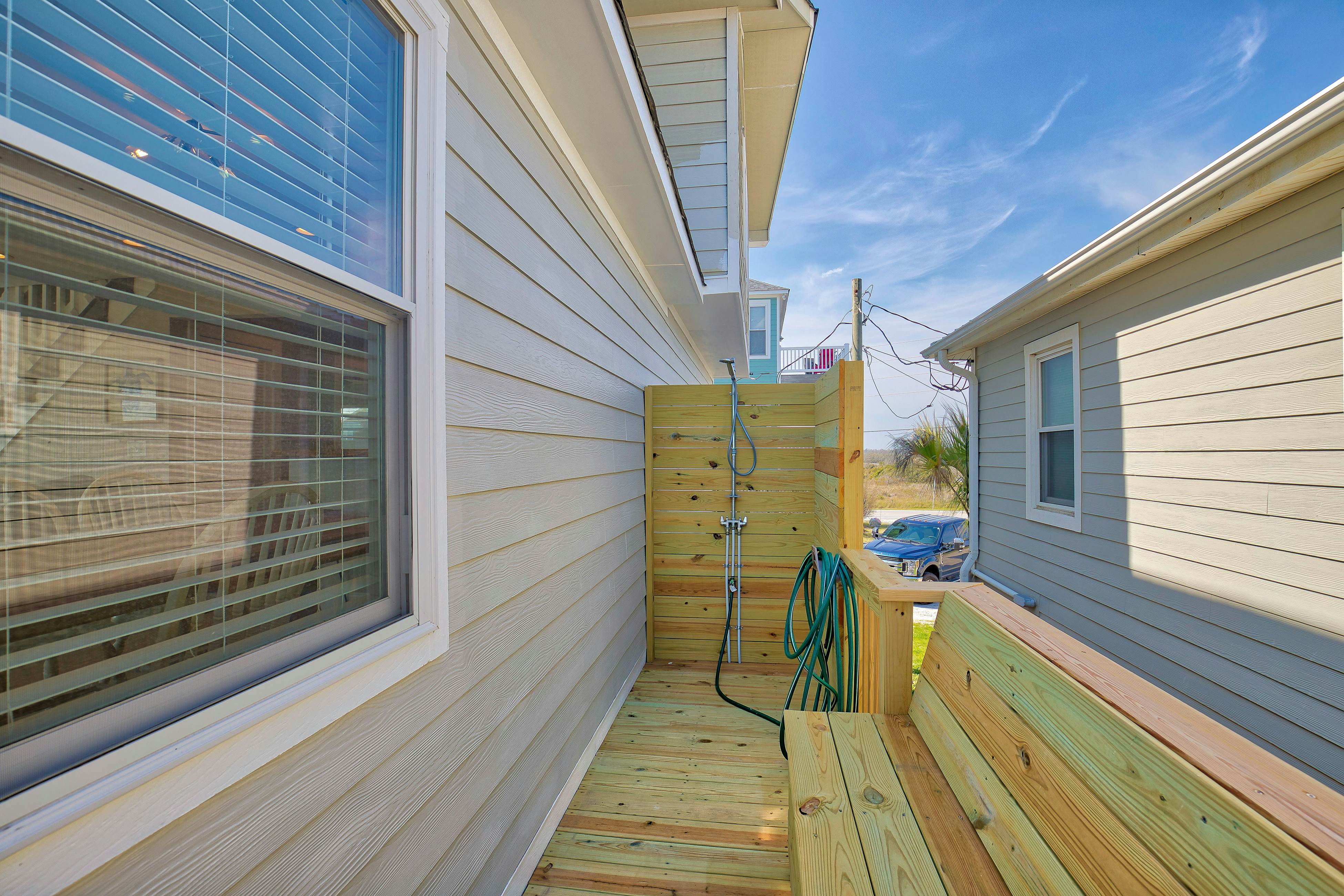 NTB200 Seaside House