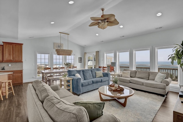 Newly Updated (2025) Oceanfront Escape with Pool & Hot Tub