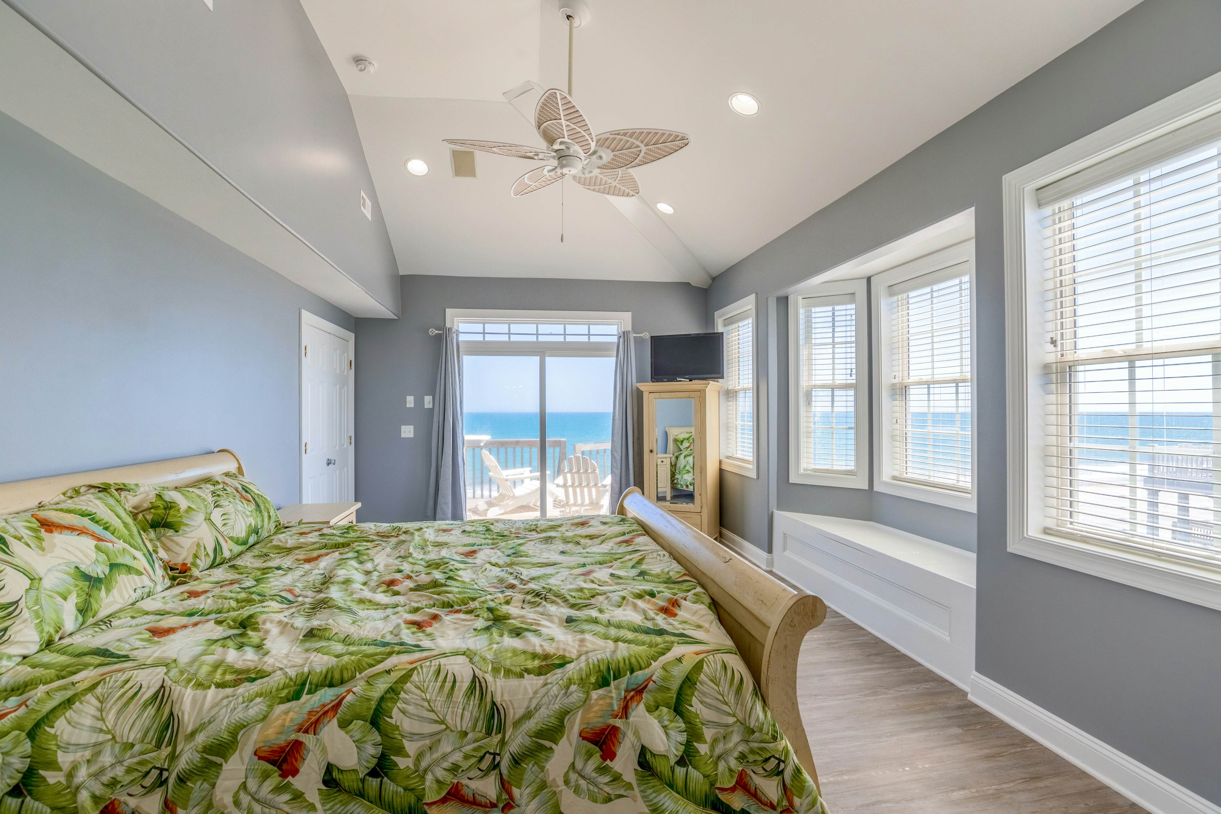 NTBHC642 Island Escape