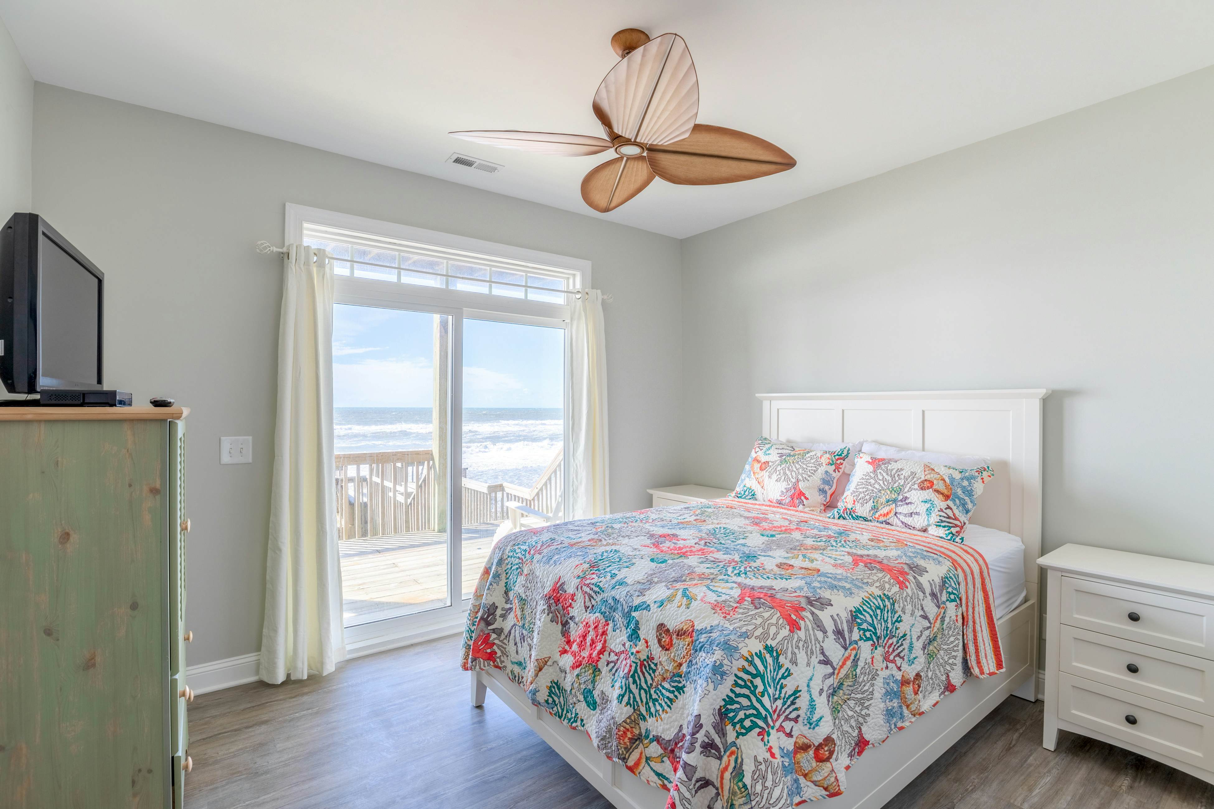 NTBHC642 Island Escape