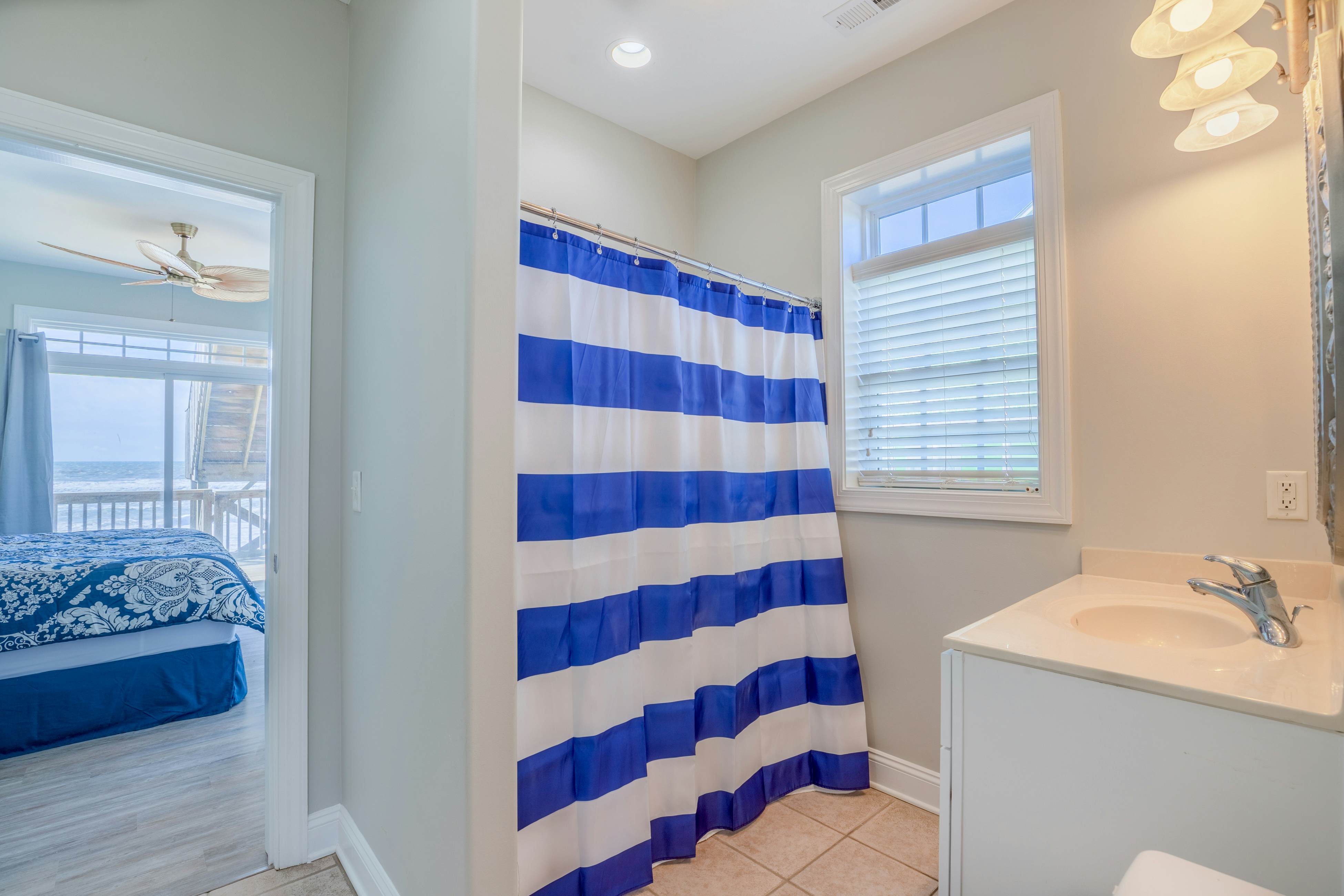 NTBHC642 Island Escape