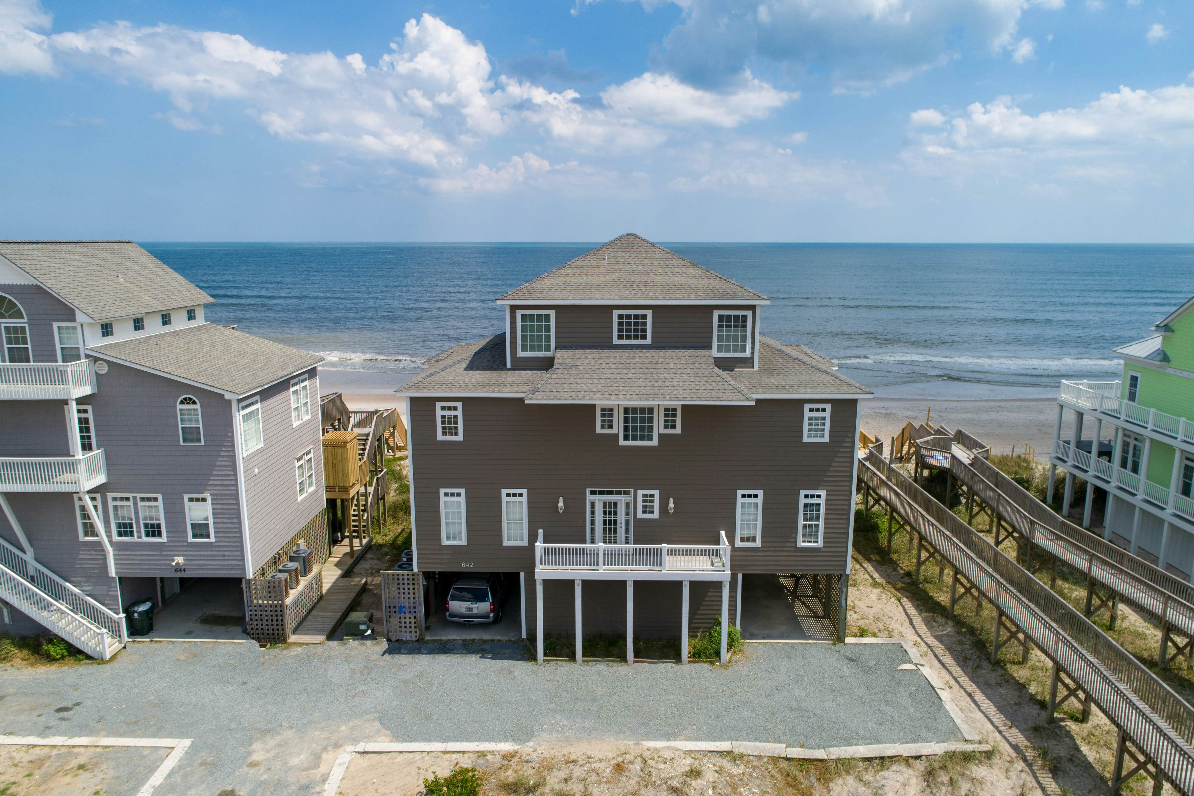 NTBHC642 Island Escape