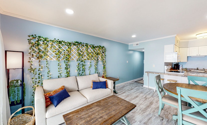 Topsail Dunes condo with great ocean view - beach access & beachfront pool