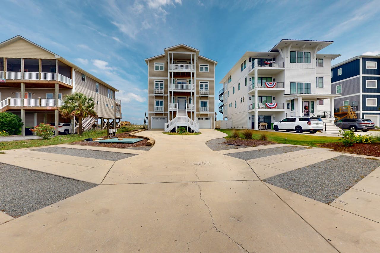 NTB106 Scotch Bonnet Sunrise | 10 Bed North Topsail Beach, NC