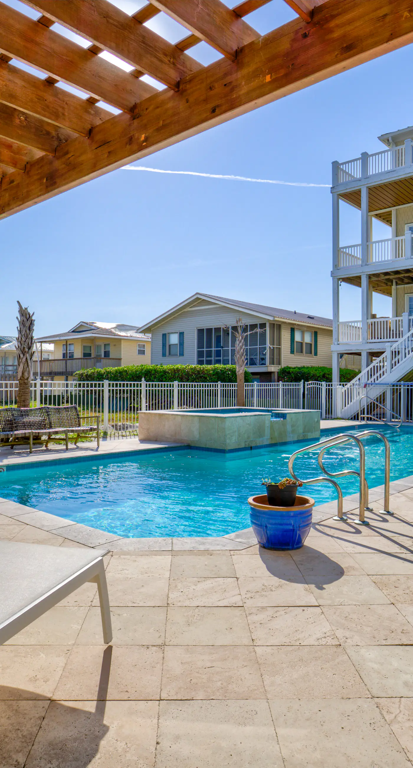 NTB2780 Oceanfront Acropolis