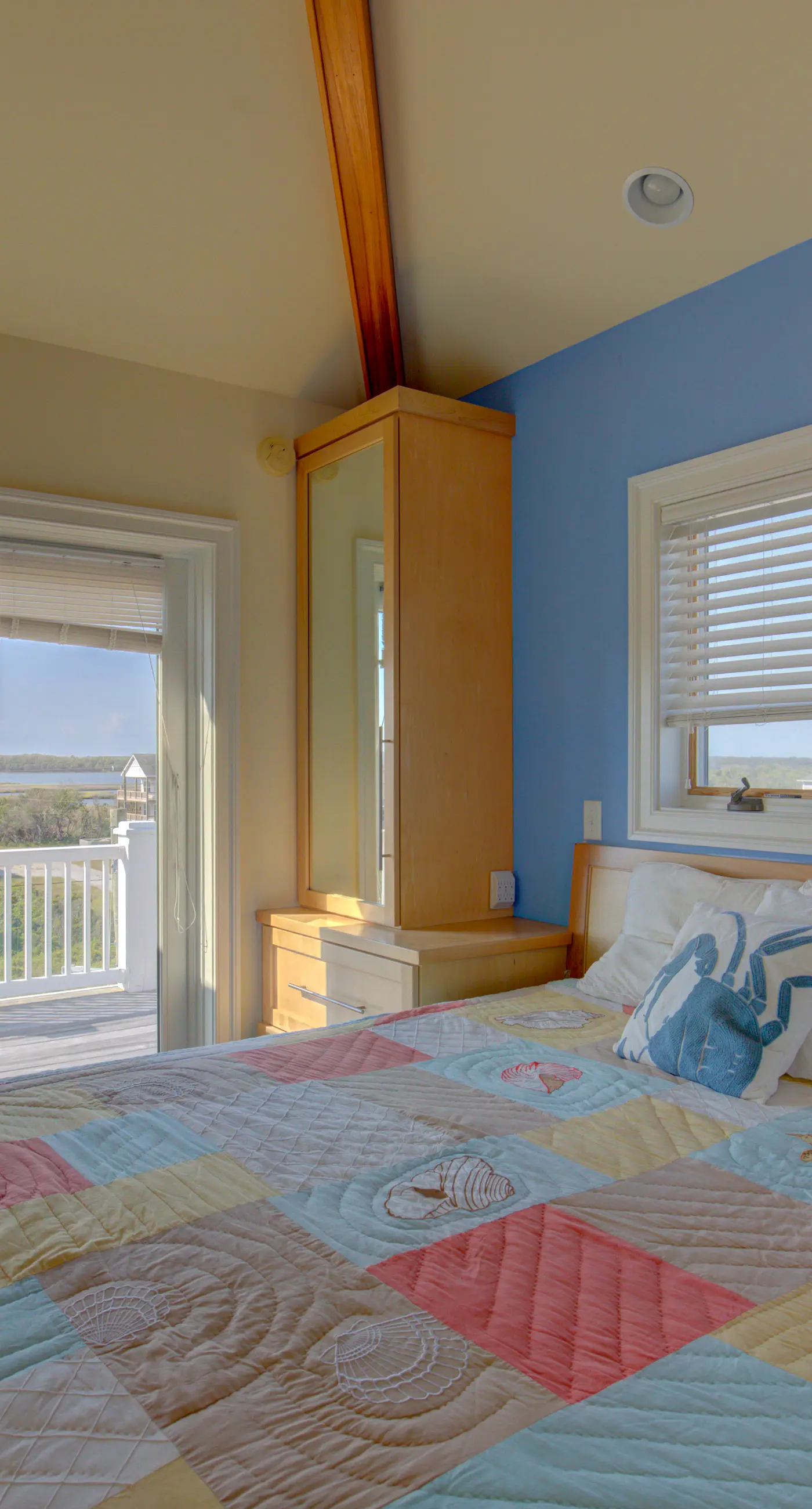 NTB2780 Oceanfront Acropolis