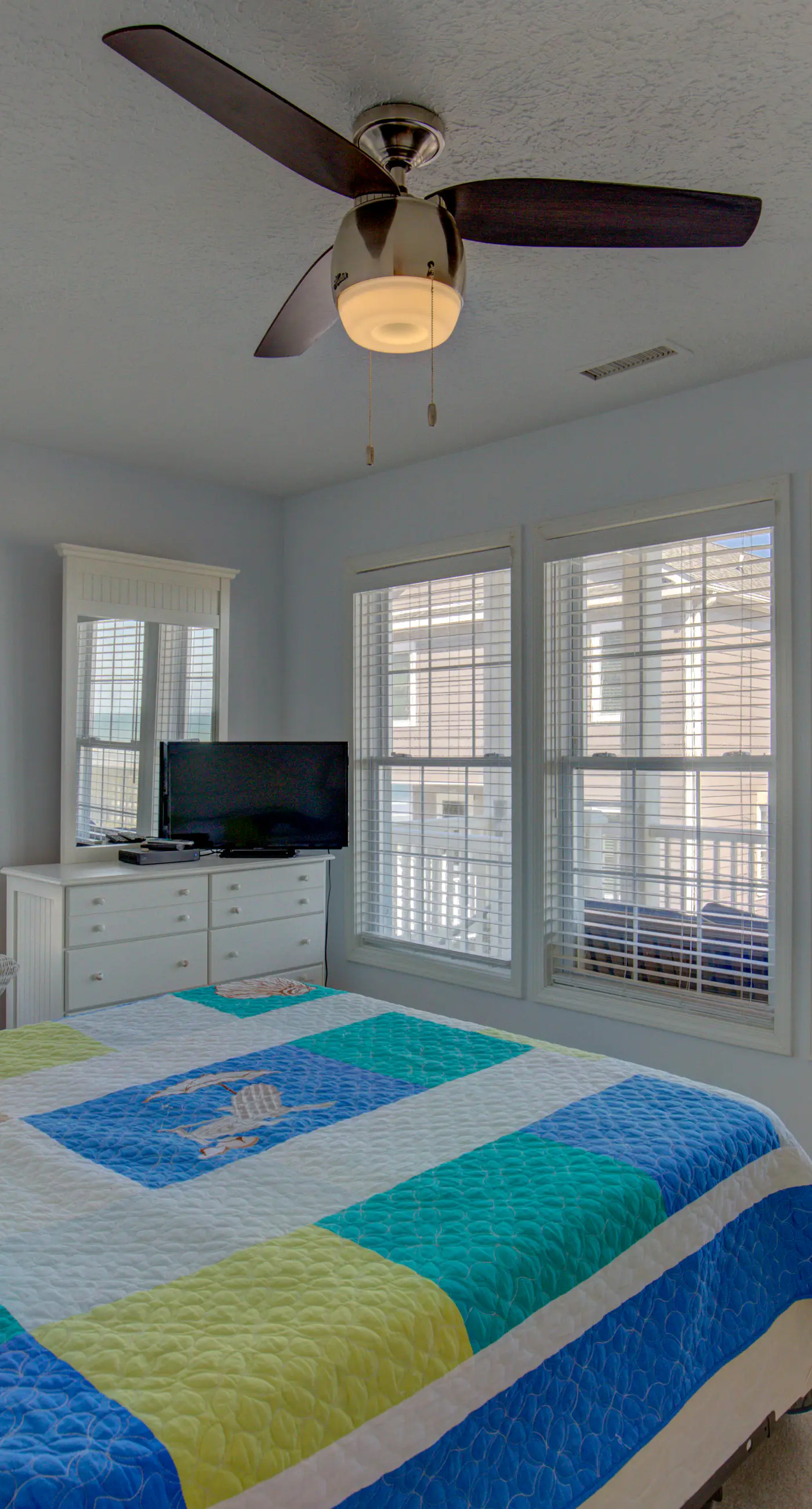 NTB2780 Oceanfront Acropolis