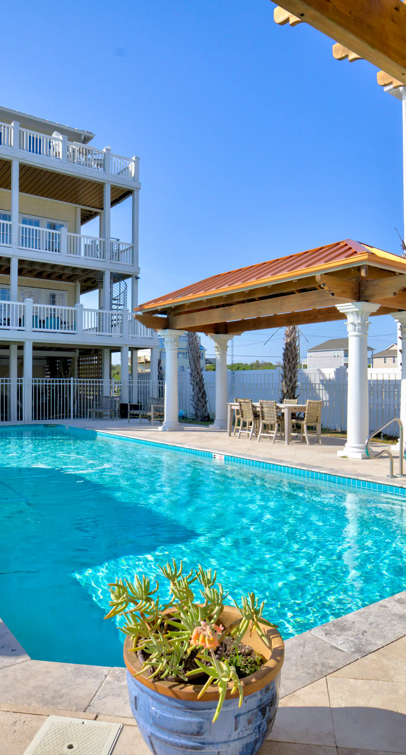 NTB2780 Oceanfront Acropolis