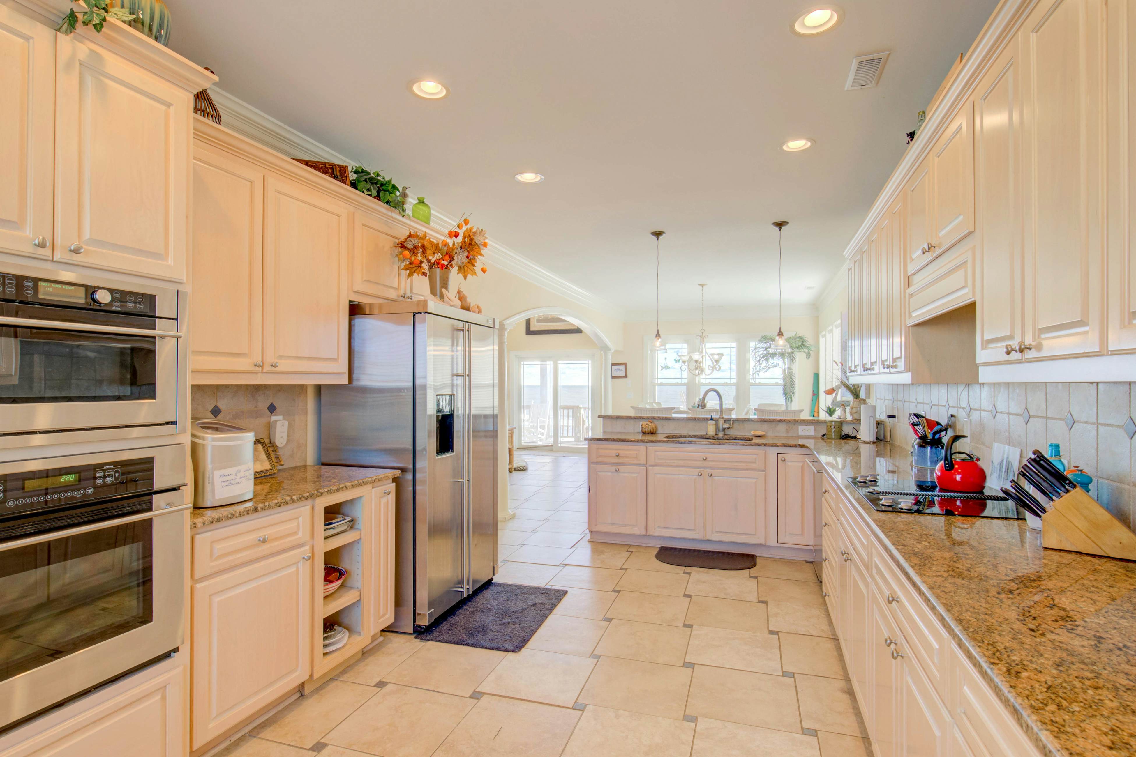 NTB4384 Parrots Perch