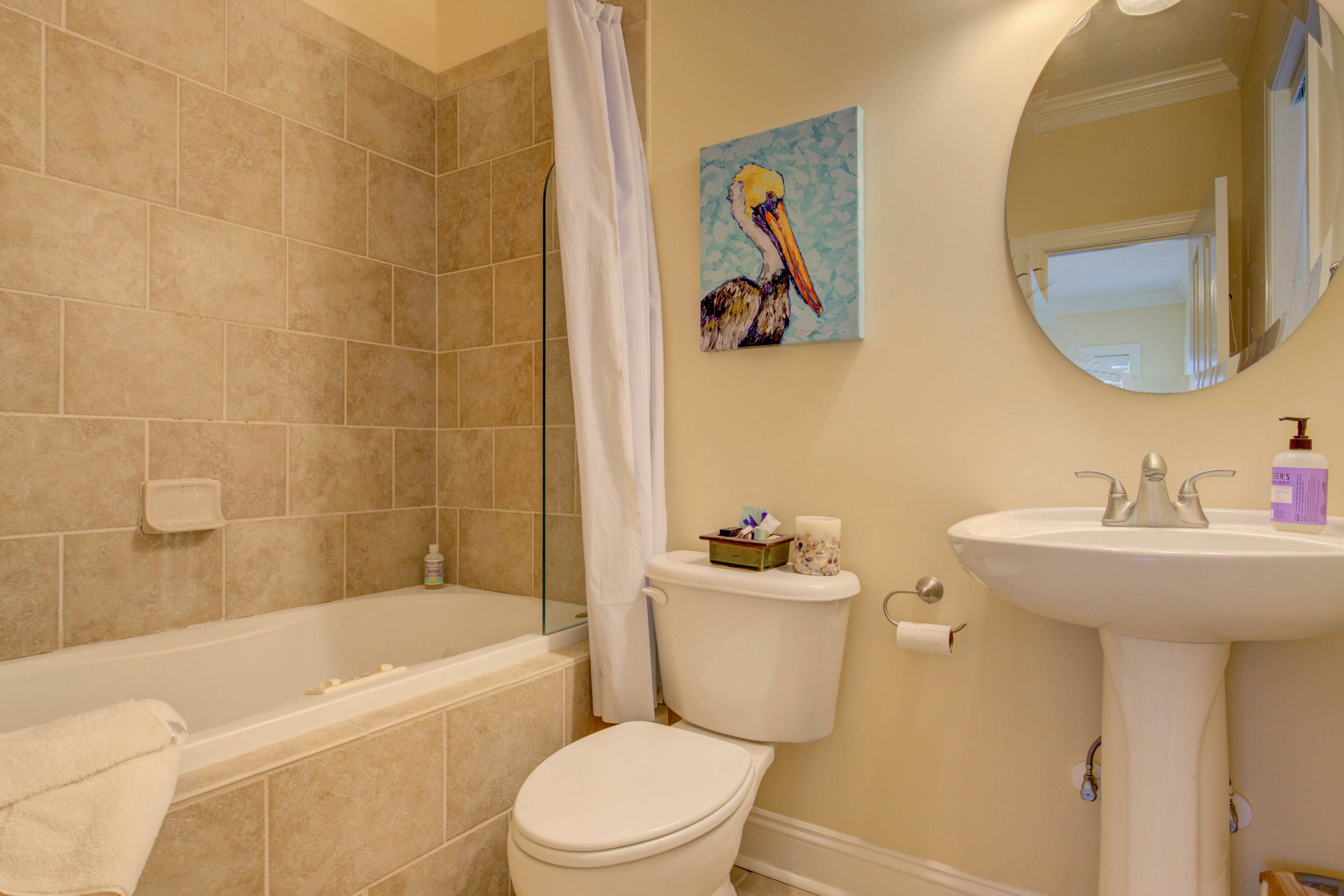 NTB4384 Parrots Perch