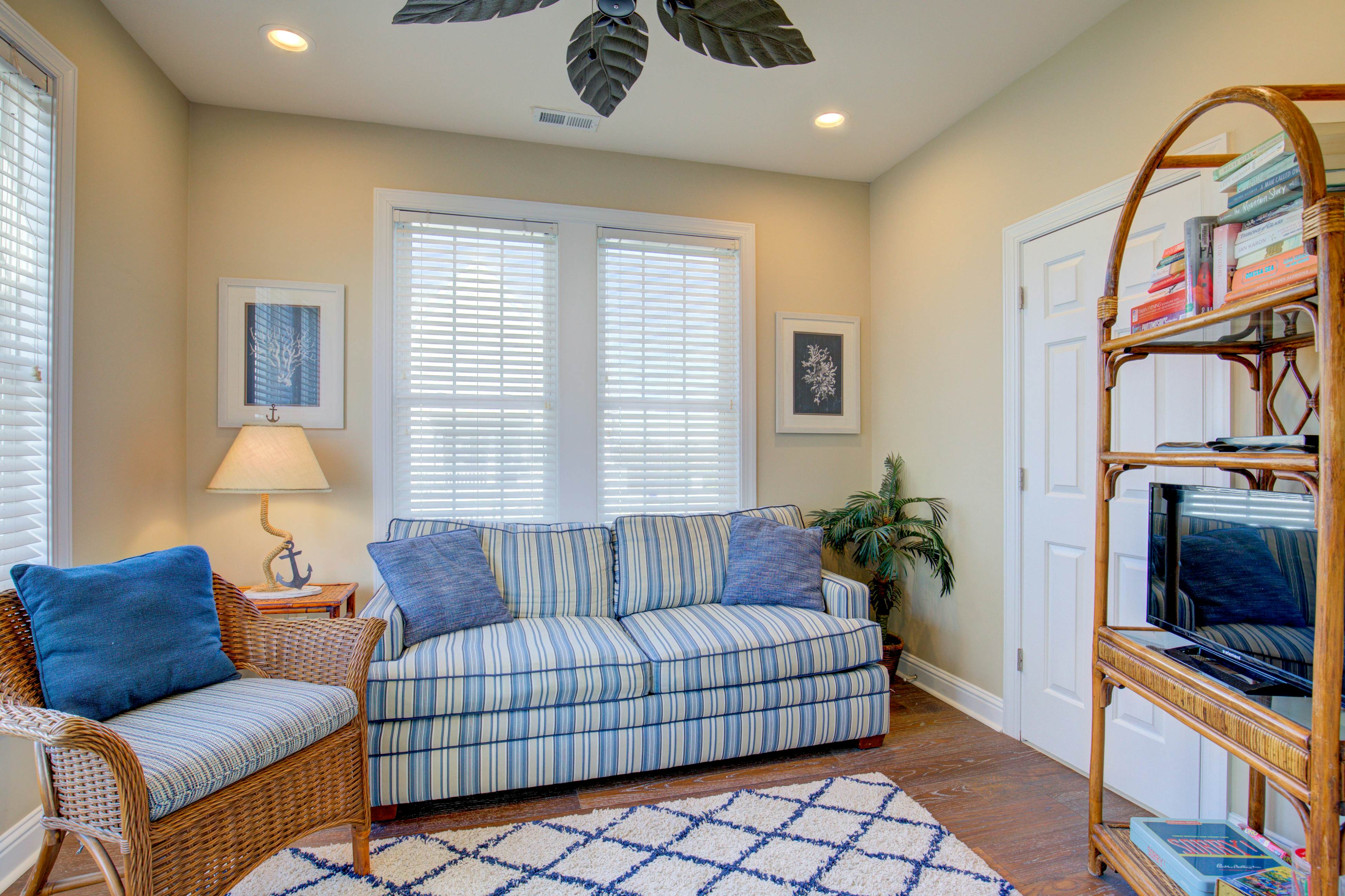 NTB4366 Day at the Beach Ocean Ridge