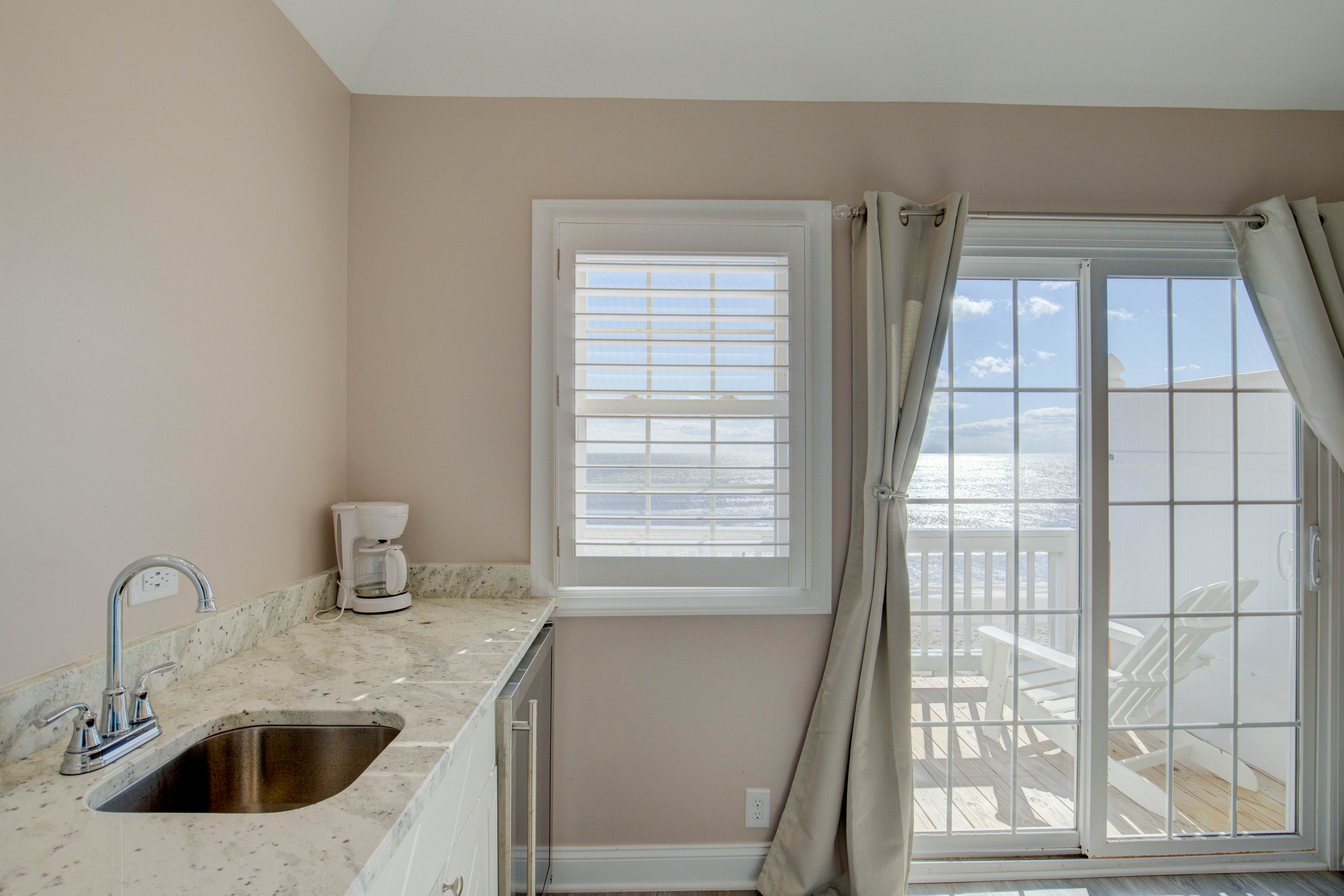 NTBVBTS856 Uncork and Unwind