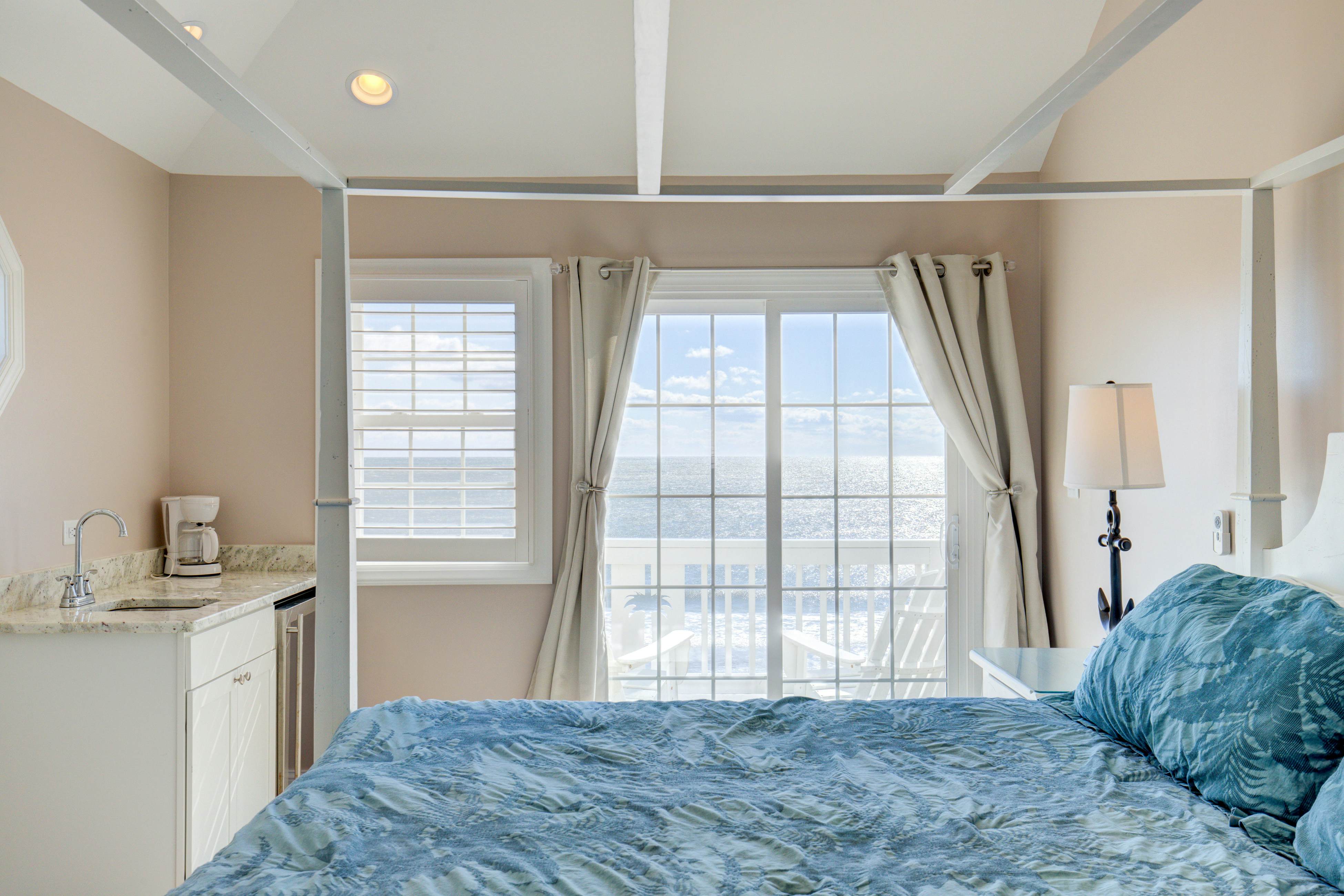 NTBVBTS856 Uncork and Unwind