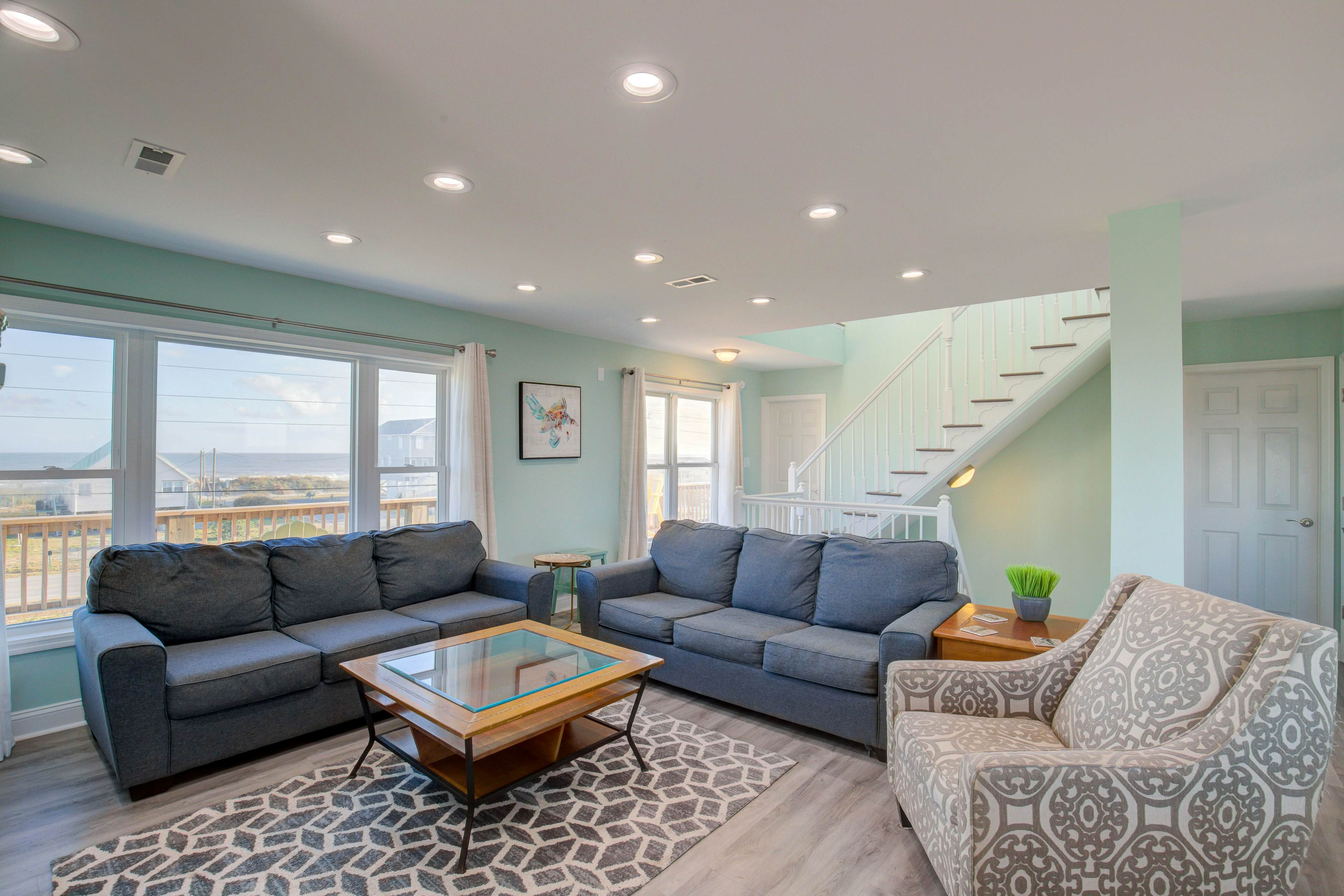 NTB0104 Swallows Nest