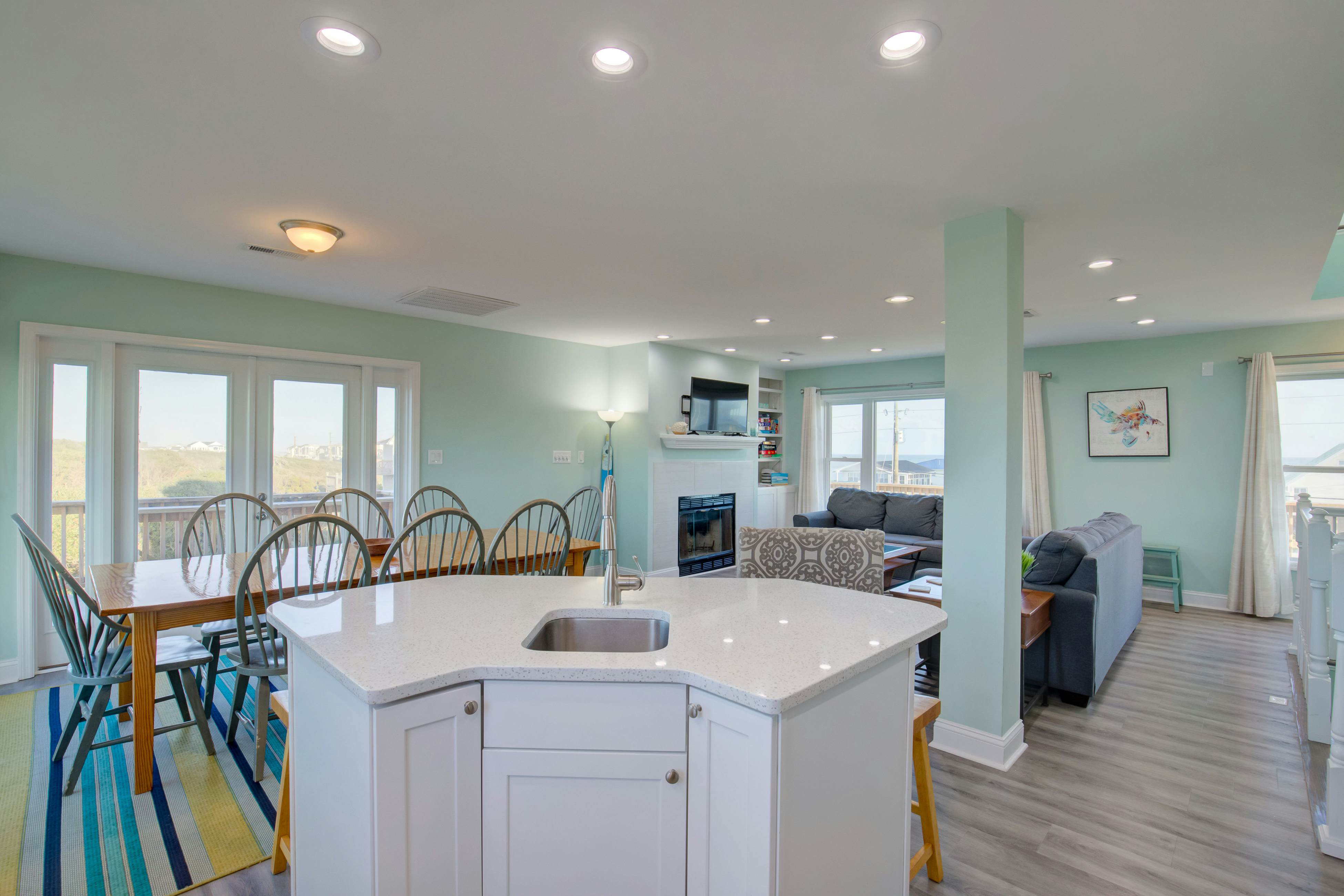 NTB0104 Swallows Nest