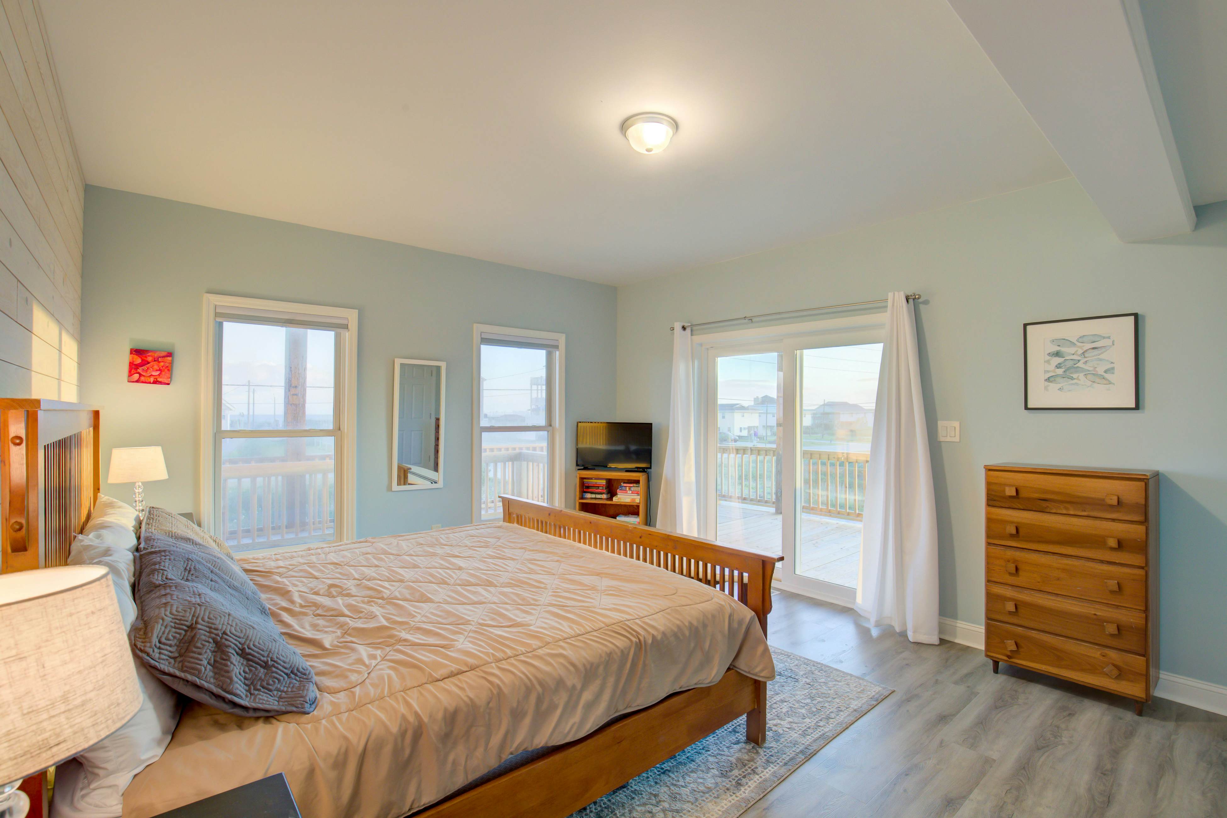 NTB0104 Swallows Nest