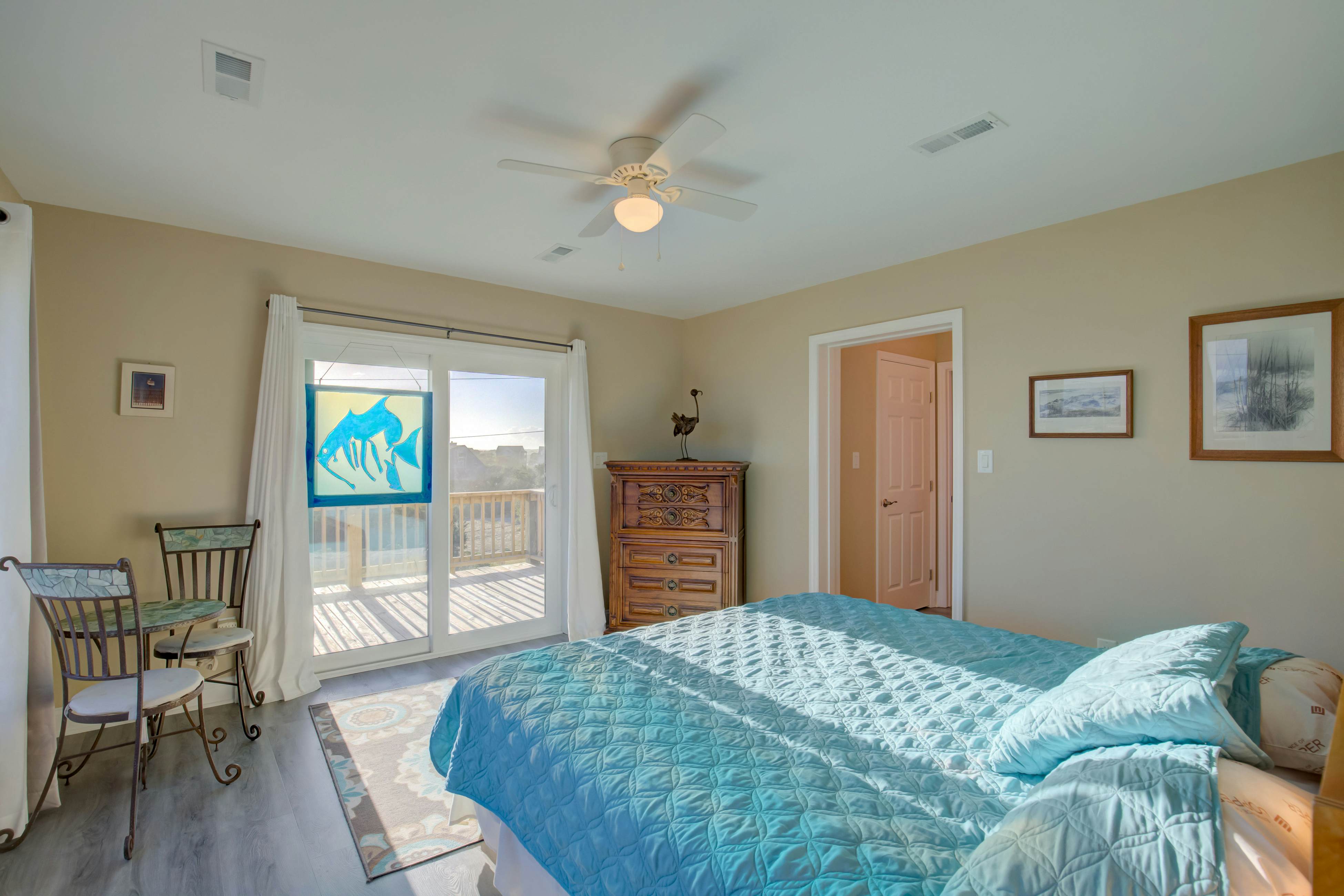 NTB0104 Swallows Nest