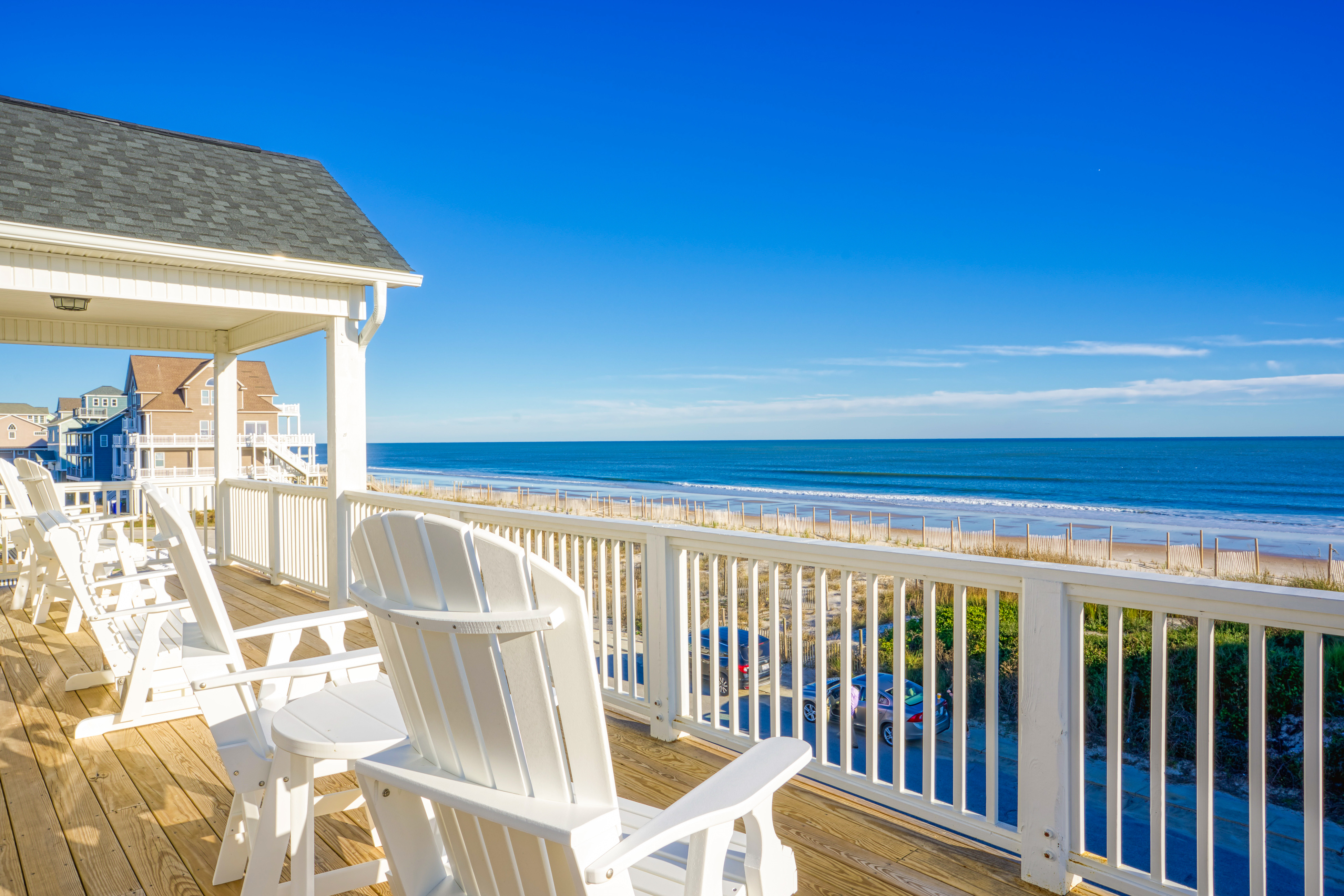 Ocean-view beach home with private hot tub, elevator & pool access- dog-friendly