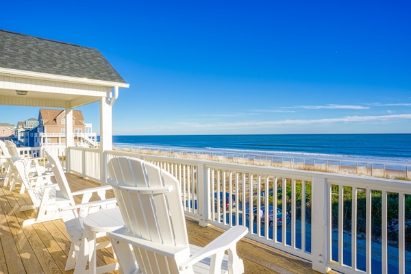 Ocean-view beach home with private hot tub, elevator & pool access- dog-friendly