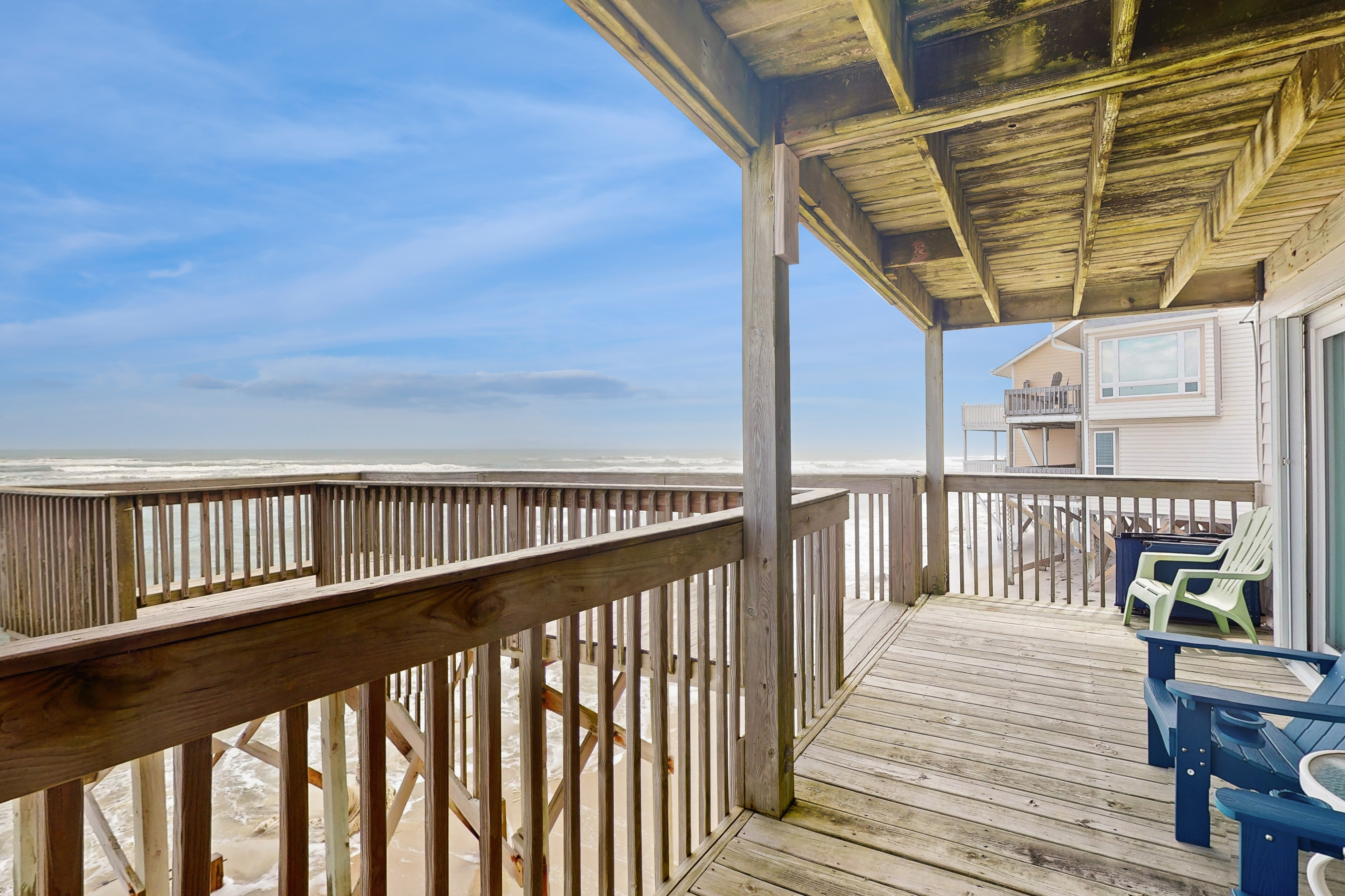Townhome on the sand with direct beach access, ocean views, deck, & W/D