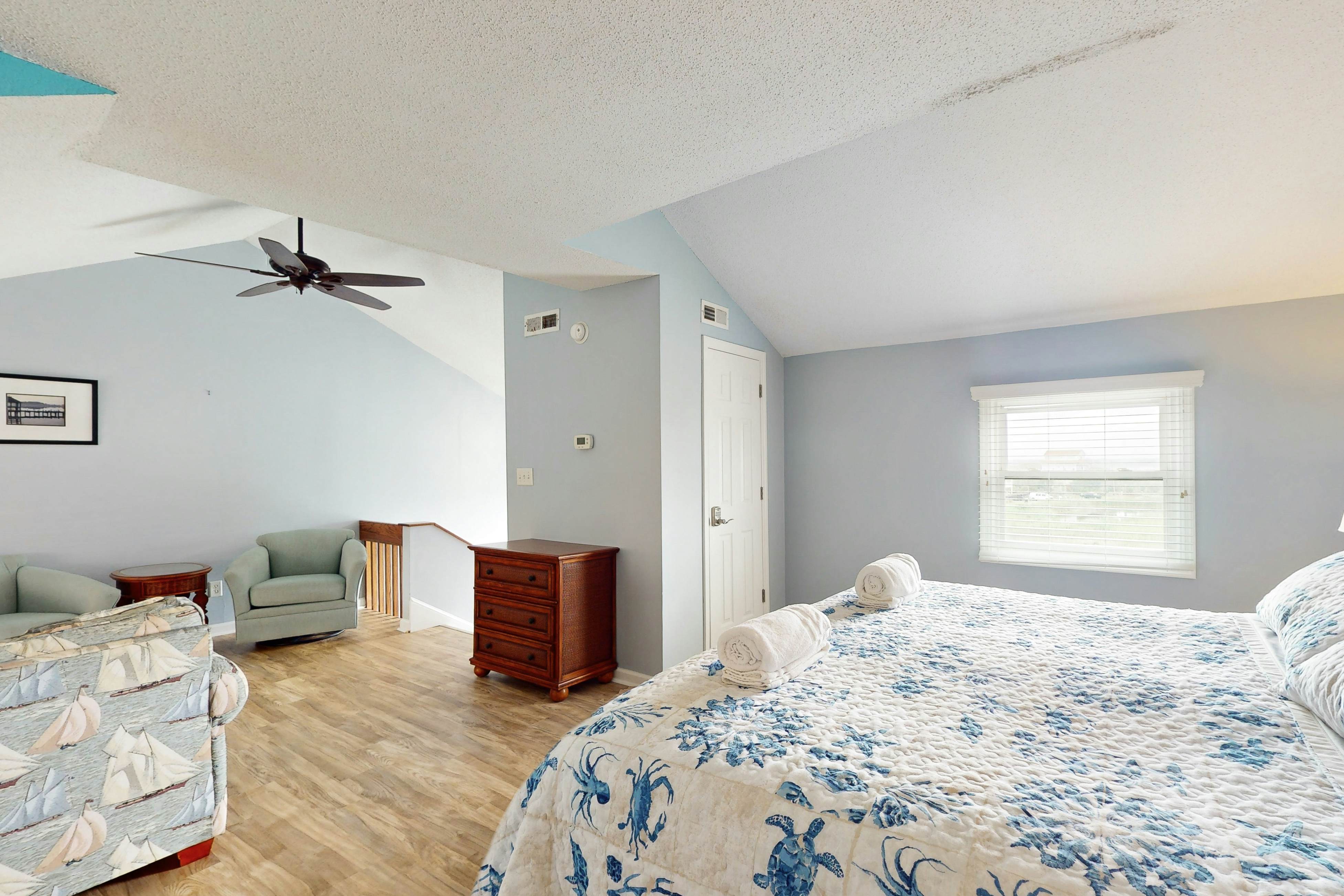 NTB2362 Lucky Shores