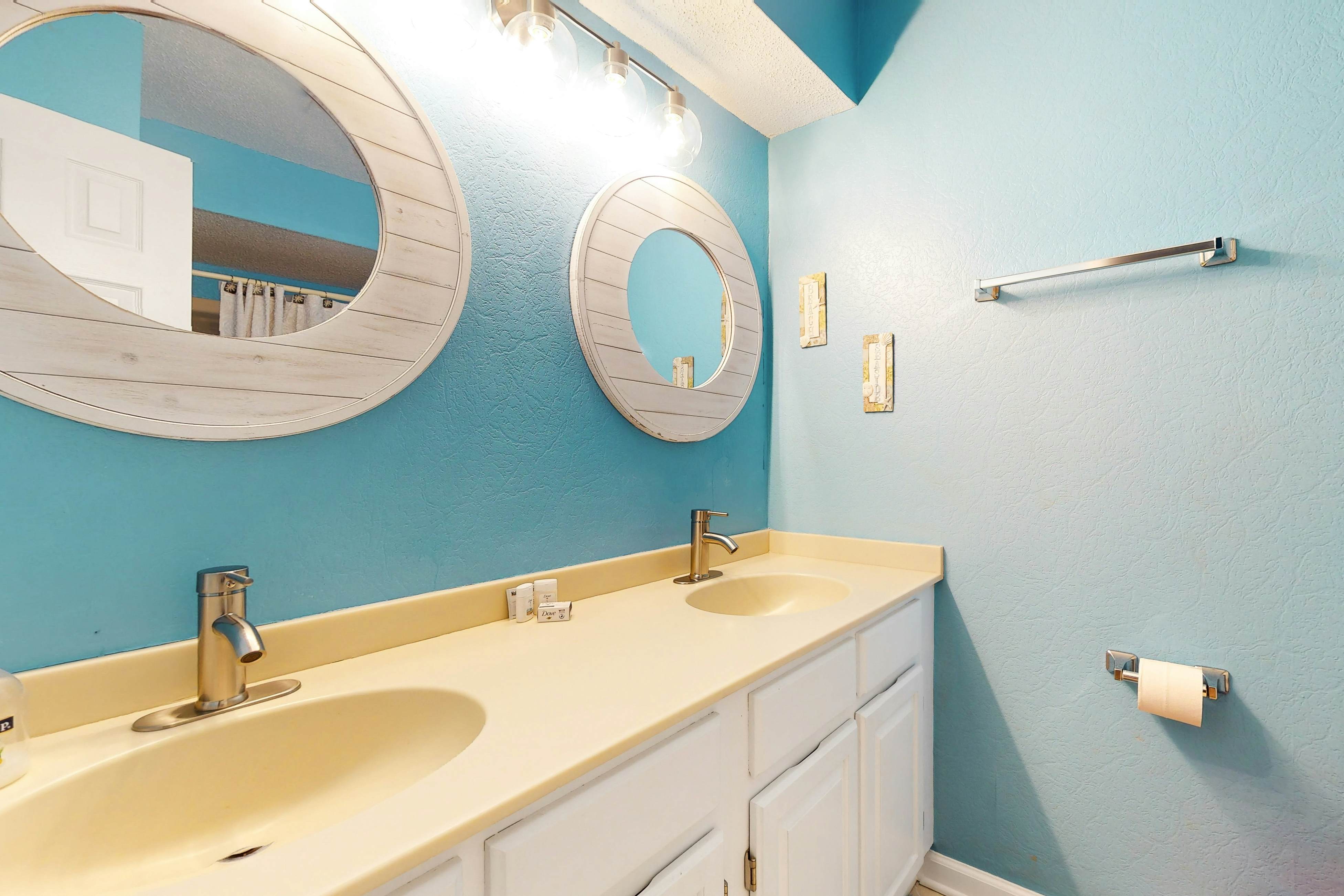 NTB2362 Lucky Shores