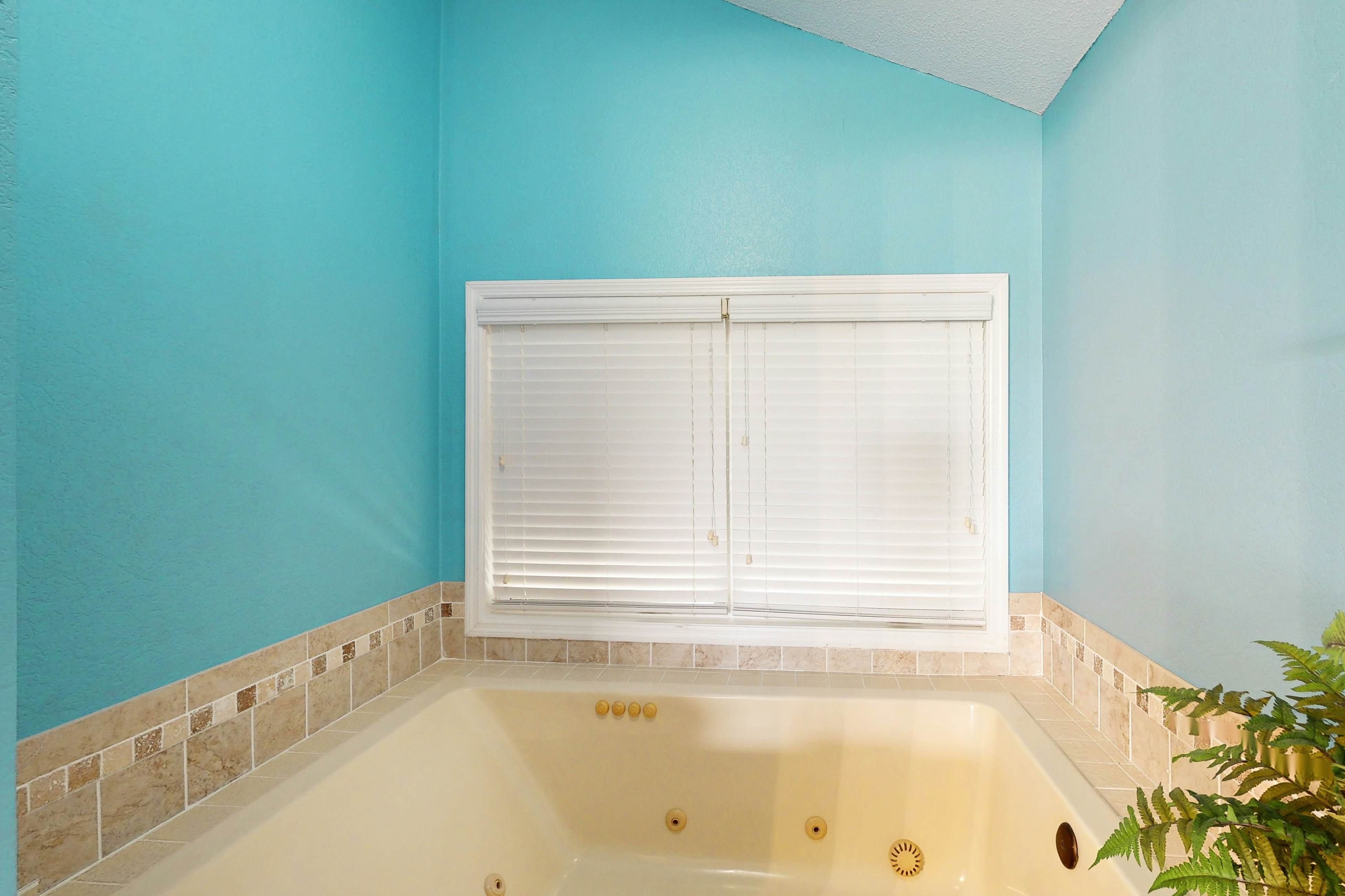 NTB2362 Lucky Shores