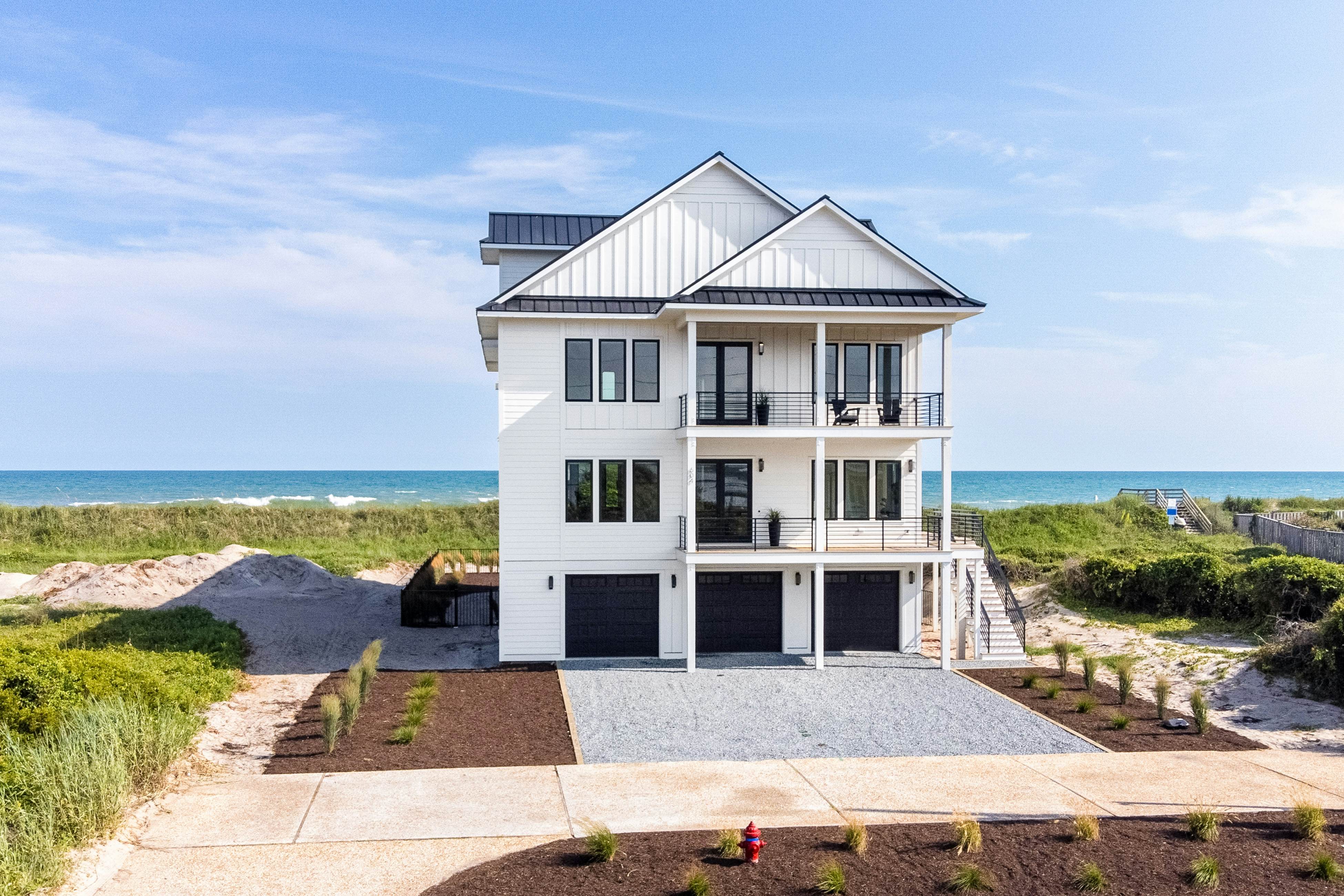 NTB604 White Lotus - Beachfront Edition