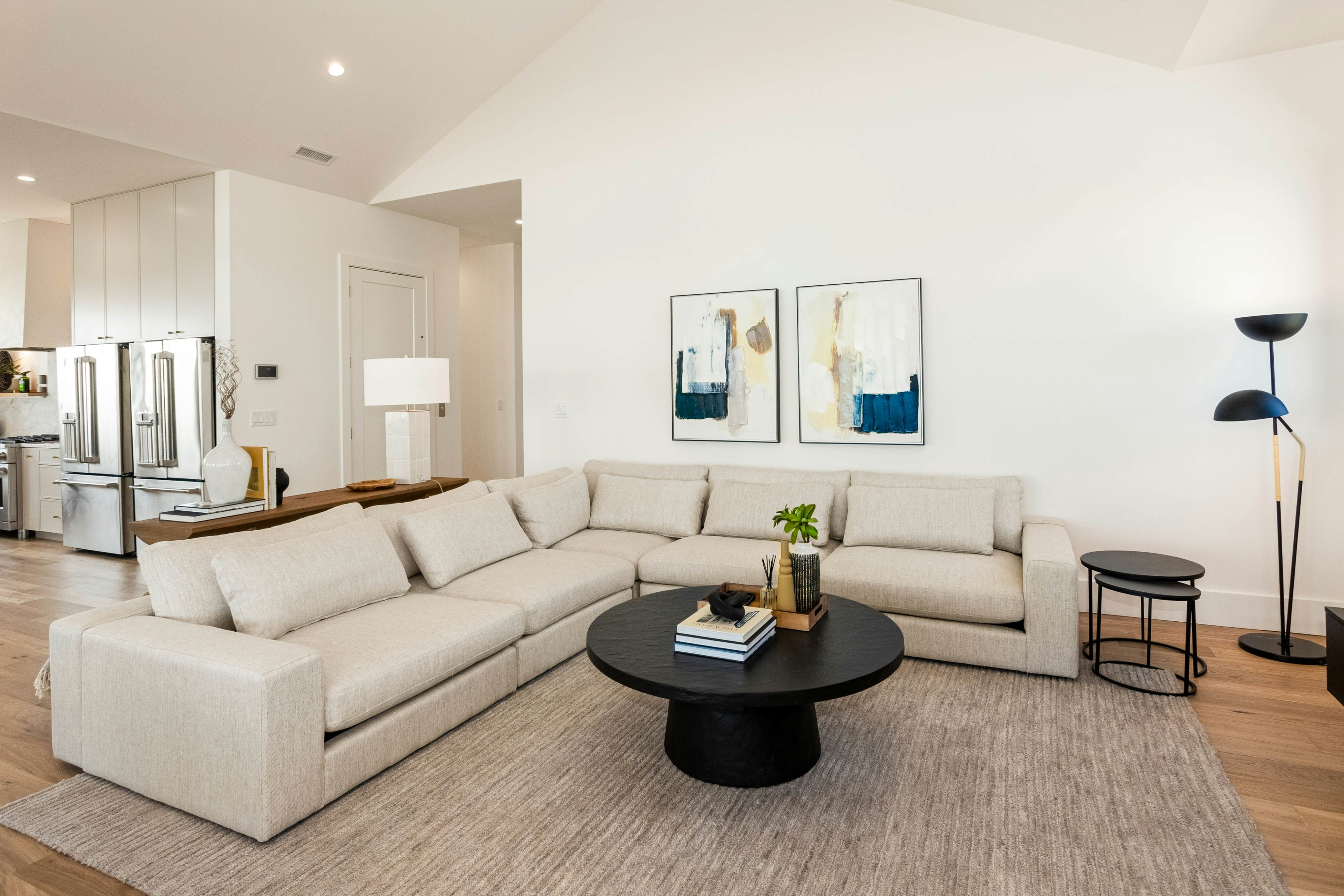 NTB604 White Lotus - Beachfront Edition